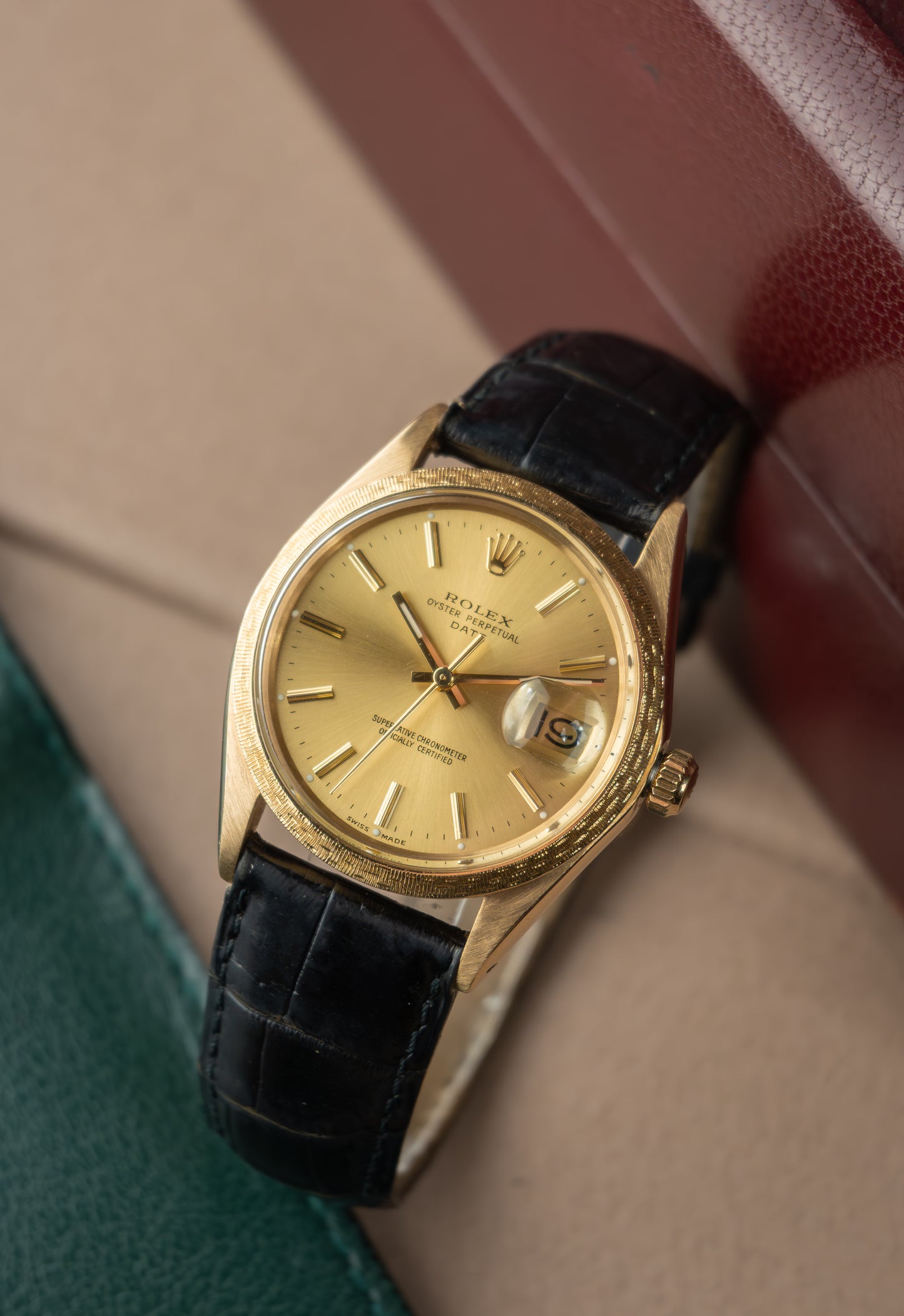 Rolex Oyster Perpetual 34 'Décor Moiré'