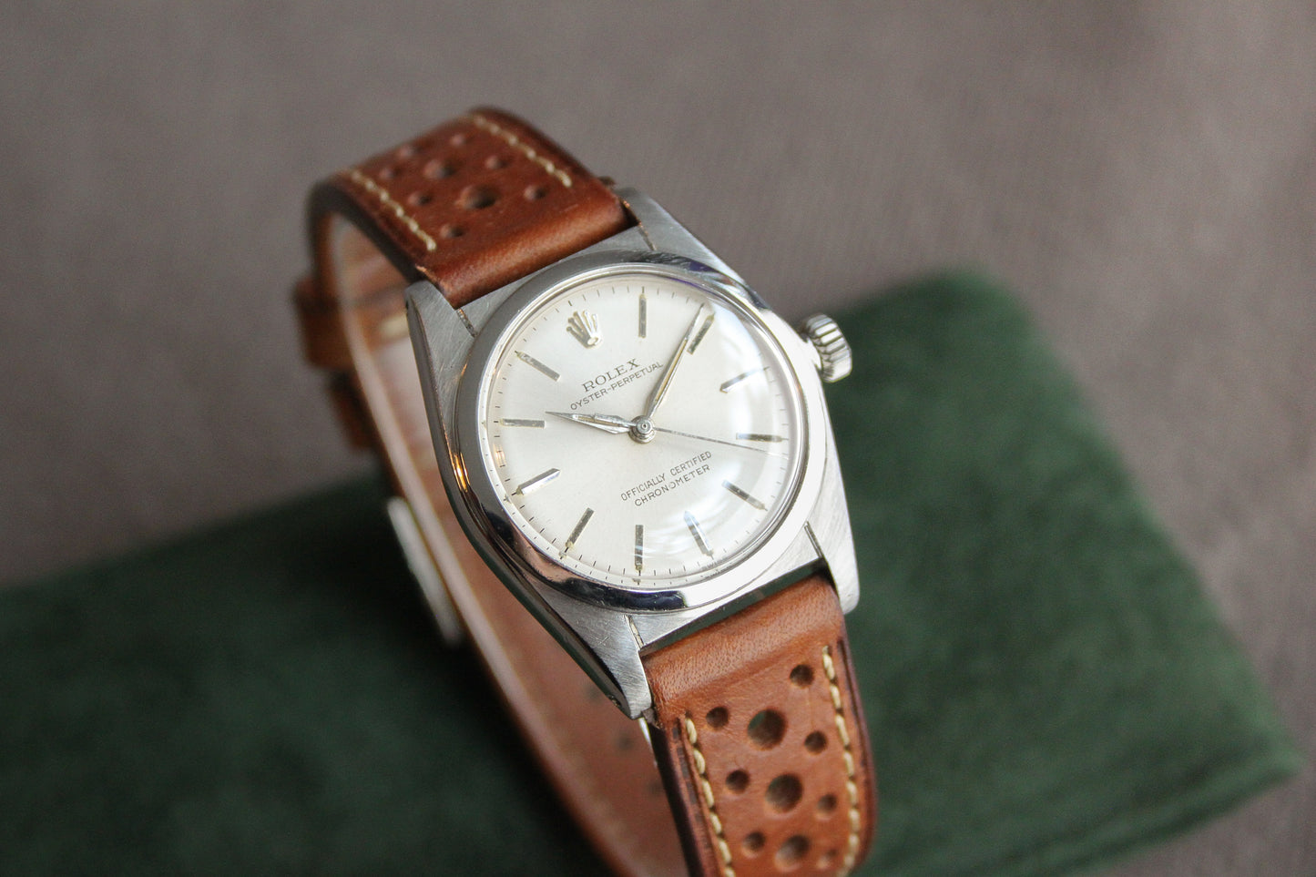 Rolex Oyster Perpetual OCC Bubble back 32
