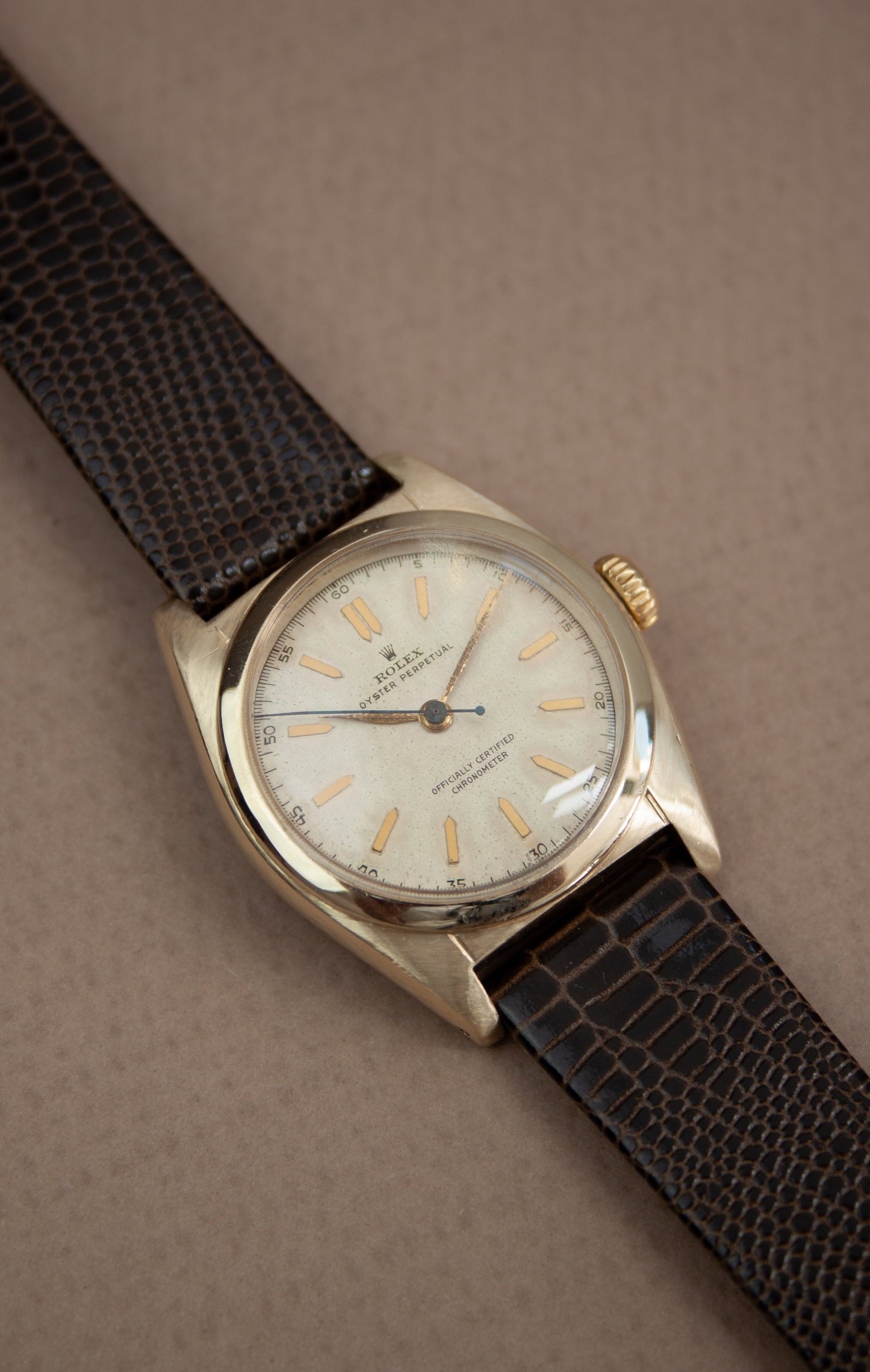Rolex Oyster Perpetual Bubbleback 32 '18k'