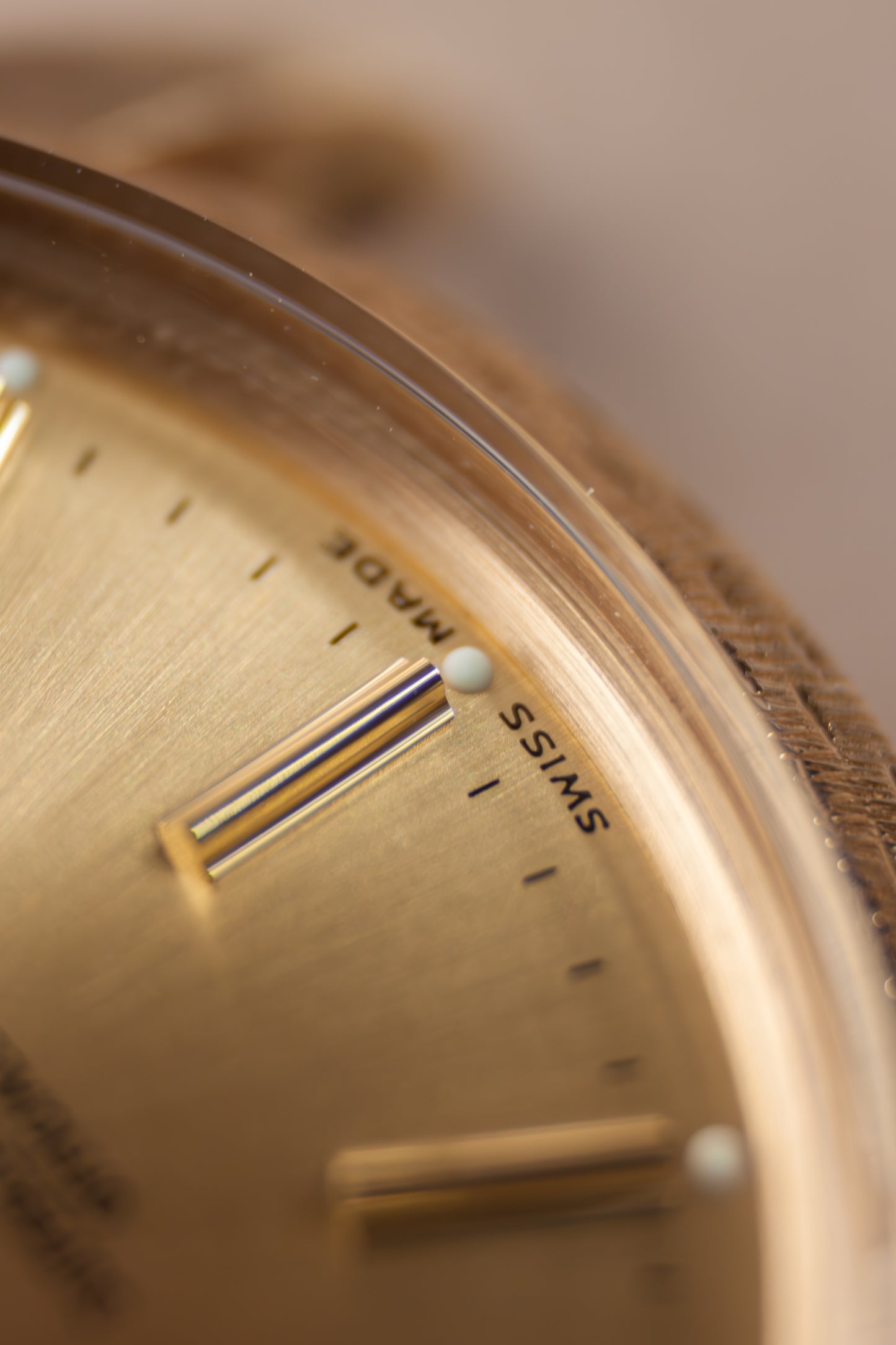 Rolex Oyster Perpetual 34 'Décor Moiré'