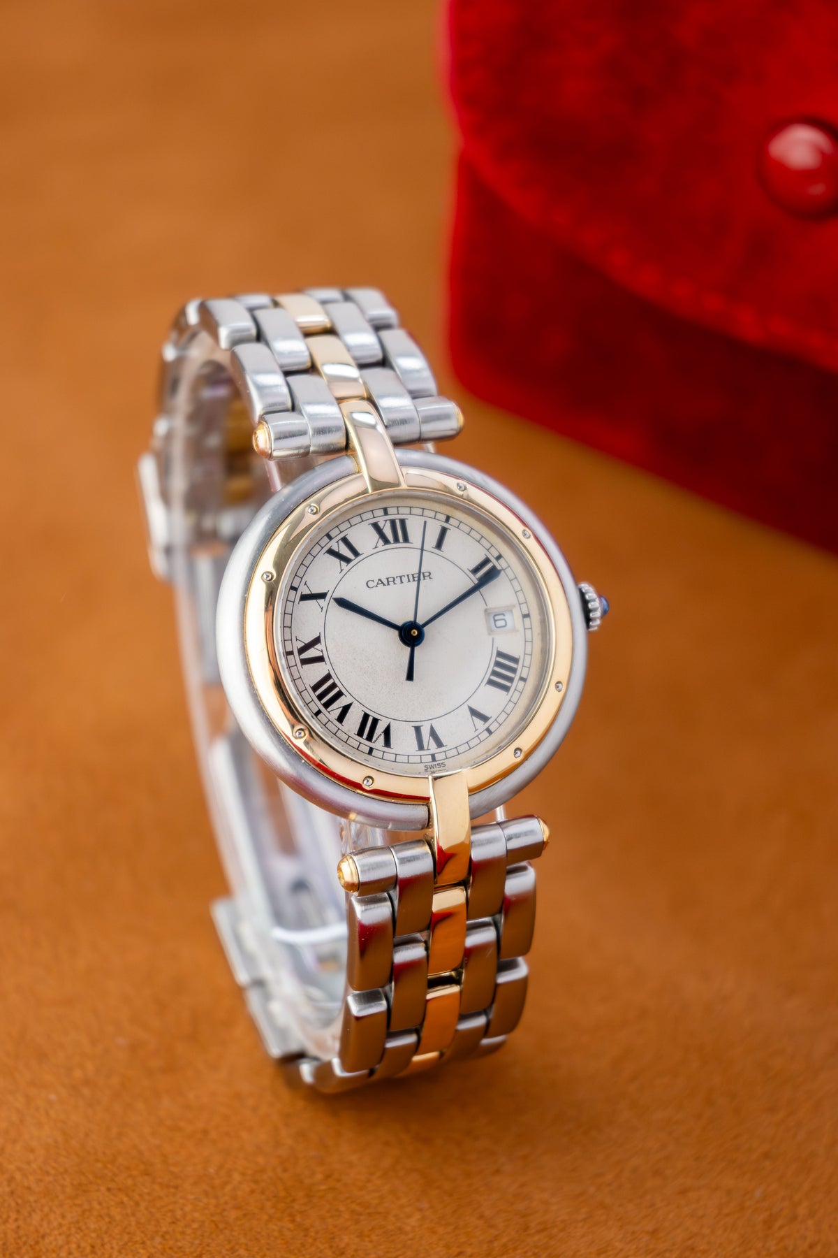 Cartier Panthère Ronde ‘Large’ Ref. 8396 | 18K Yellow Gold | White Dial