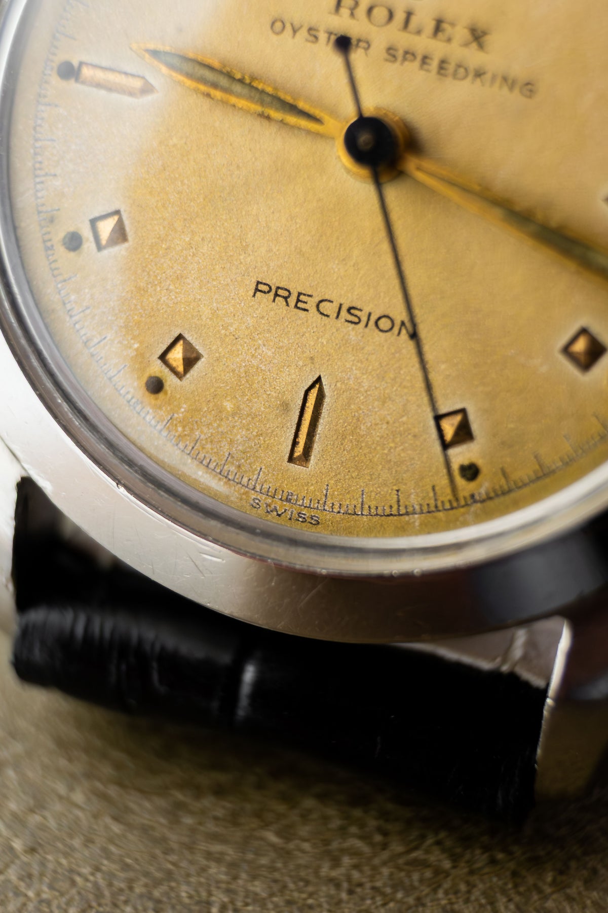 Rolex Oyster Speedking 30 Ref. 6020 | Black Leather Strap + Vintage RM Rivet Bracelet | Patina Swiss Dial | Sunken Hour Marks | 1952