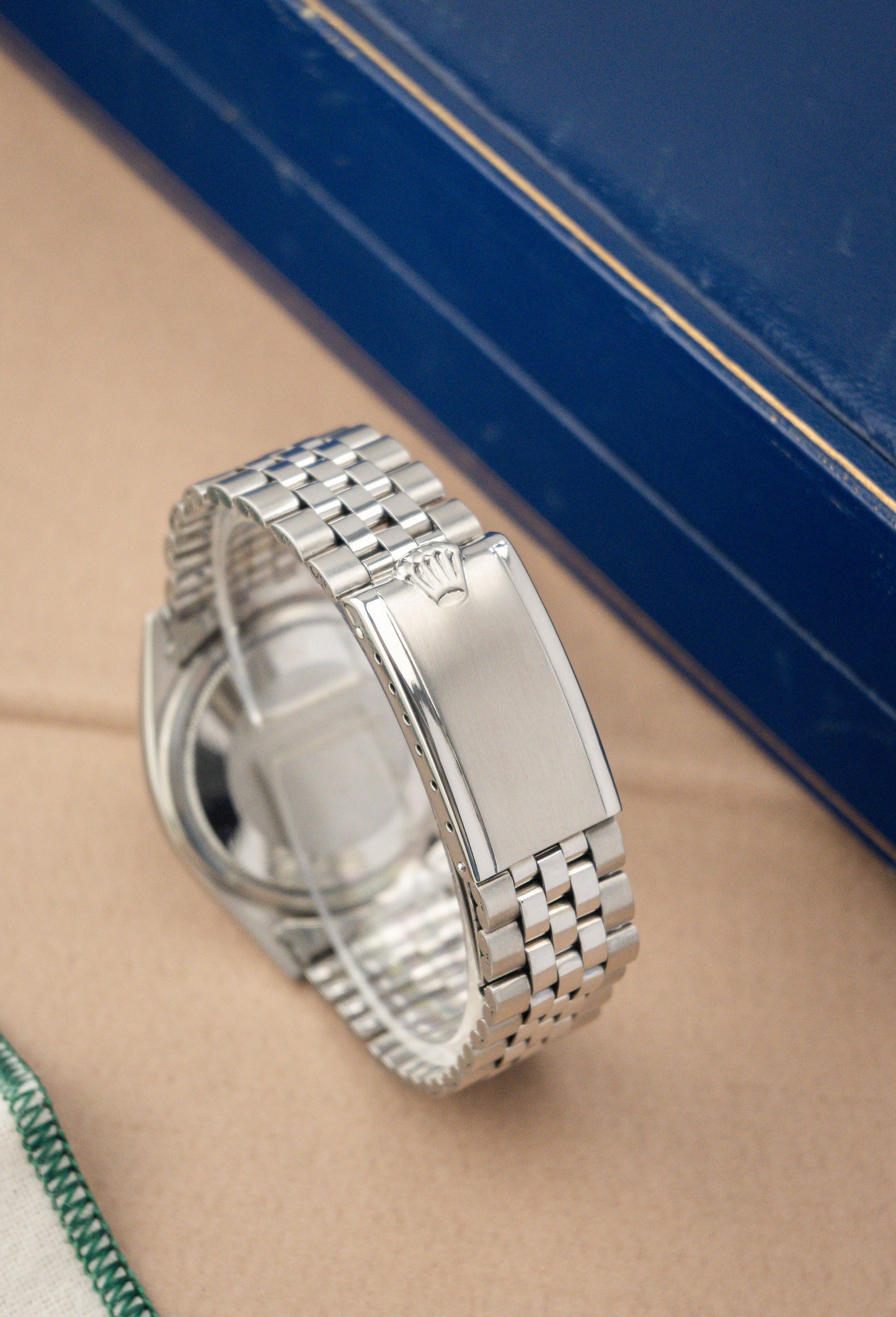 Rolex Oyster Perpetual Datejust 36 Ref. 1601 | Doorstop Hour Marks Dial | 18K Whitegold Fluted Bezel | Jubilee Bracelet | Sharp Condition