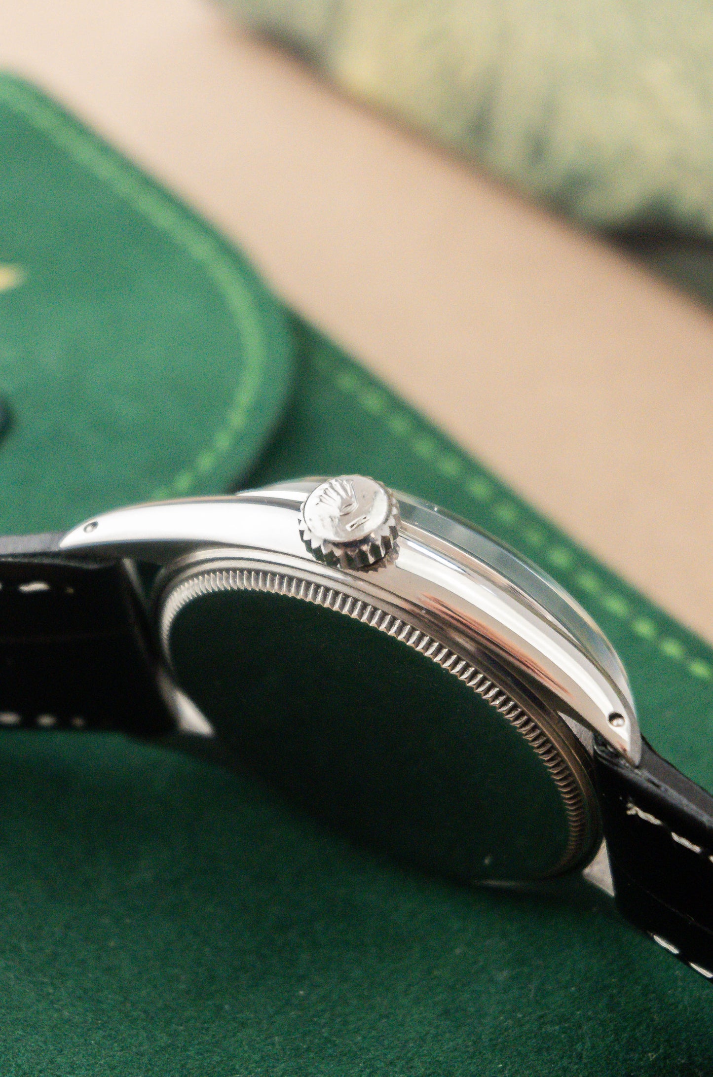 Rolex Oyster Schock Resisting 34 Ref. 6480 | Swiss Only Silver Dial | Sword Hands