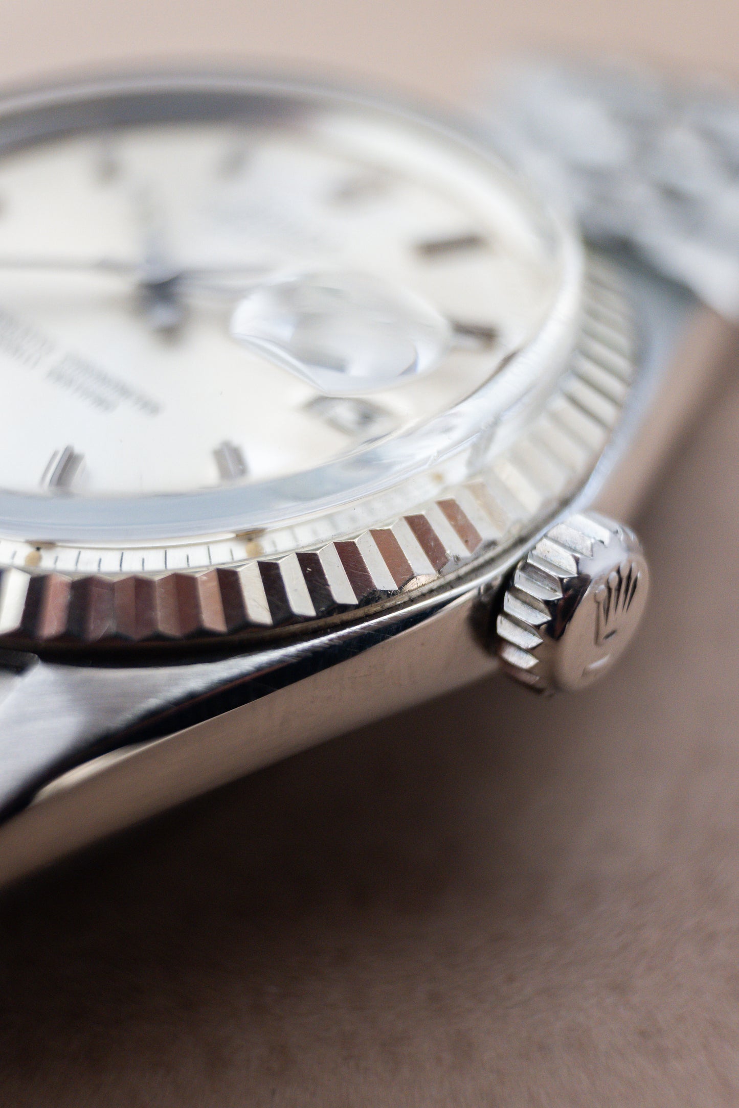 Rolex Oyster Perpetual Datejust 36 Ref. 1601 | 18K Whitegold Fluted Bezel | Jubilee Bracelet | Sharp Condition