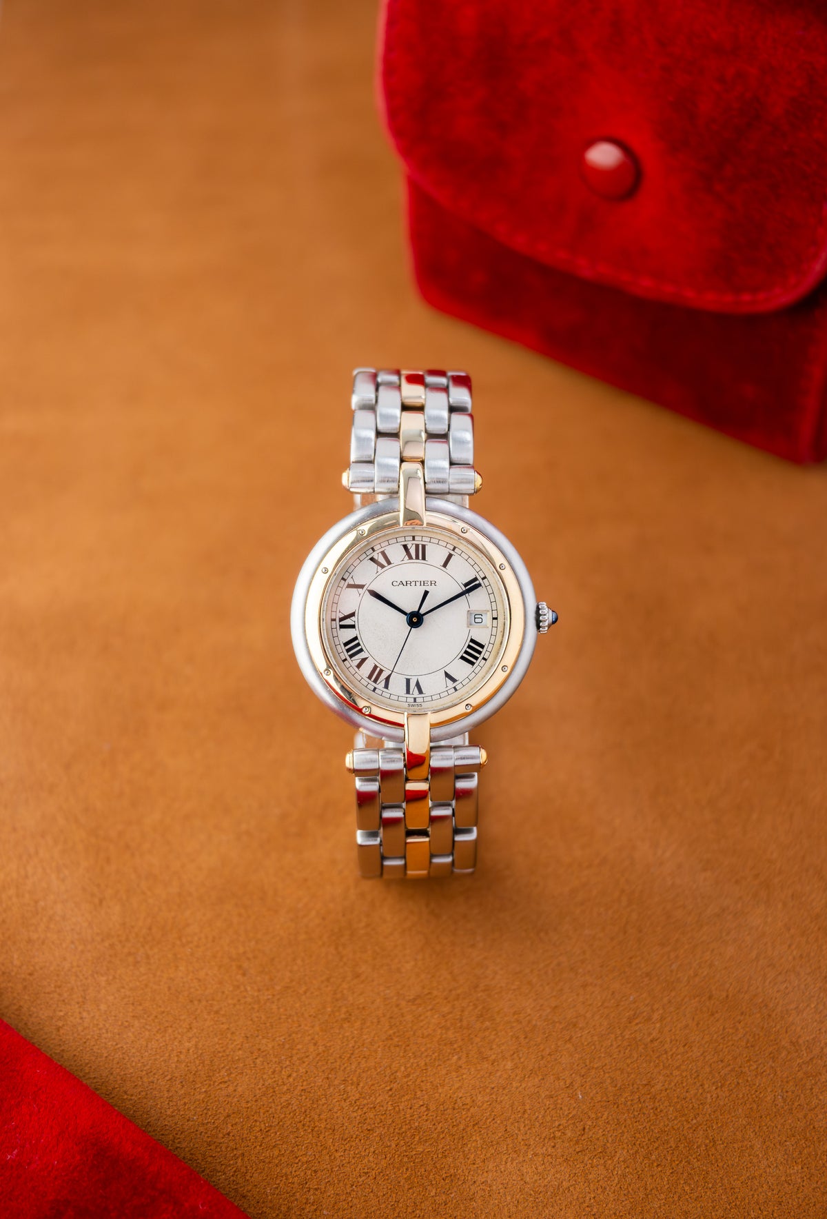 Cartier Panthère Ronde ‘Large’ Ref. 8396 | 18K Yellow Gold | White Dial