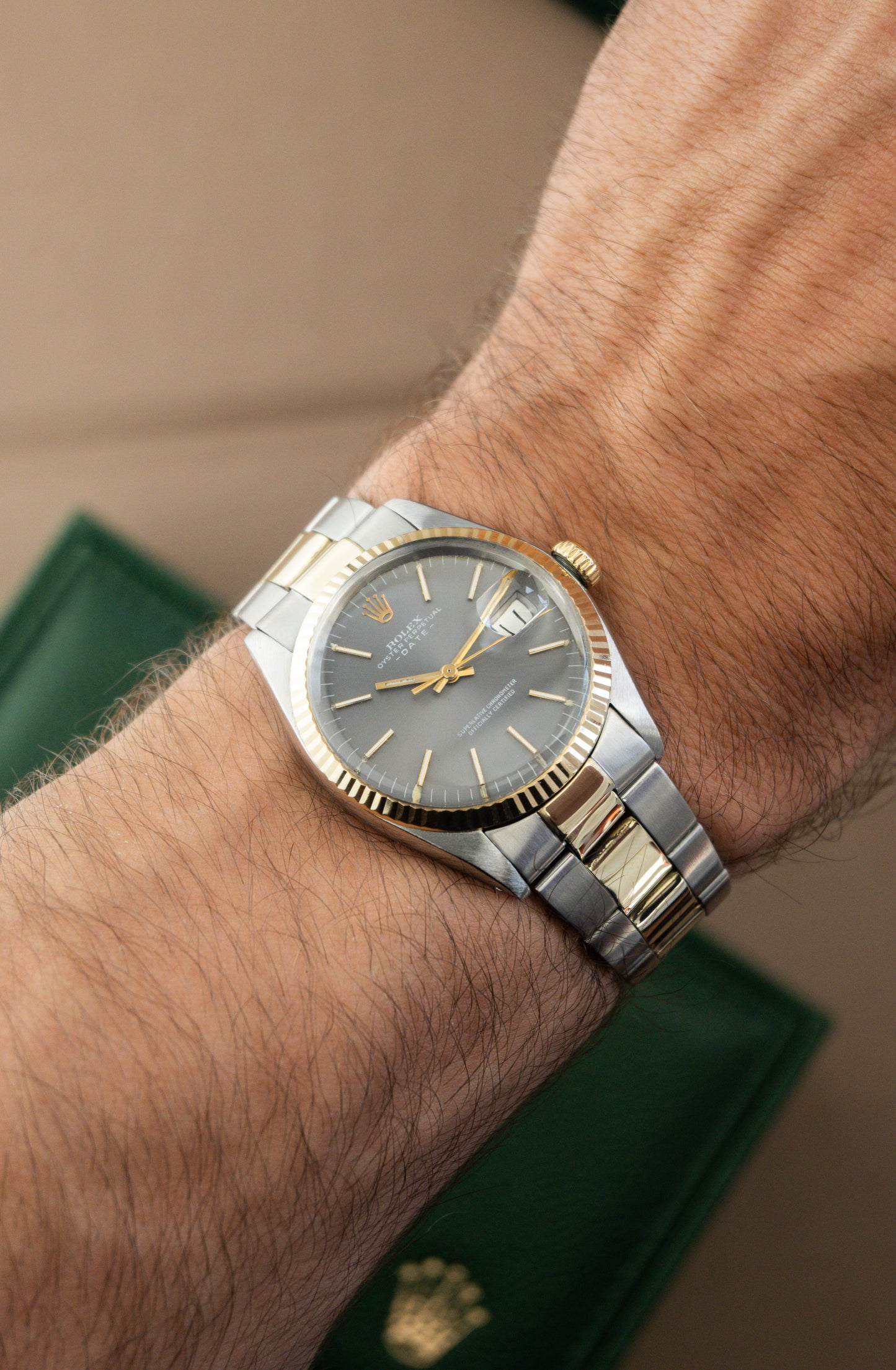 Rolex Oyster Perpetual Date 34 Ref. 1500 | 18K Gold | Fluted Bezel | Automatic