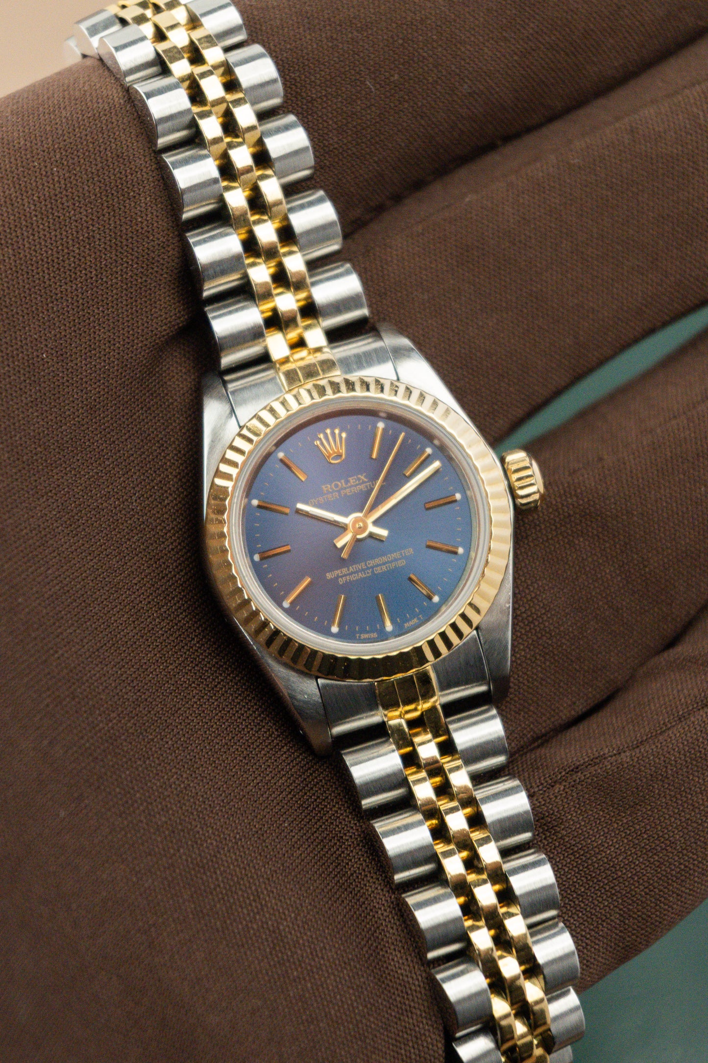 Rolex Oyster Perpetual 26 ref. 67193 | Blue Dial | Fluted Bezel Jubilee Bracelet | Serviced