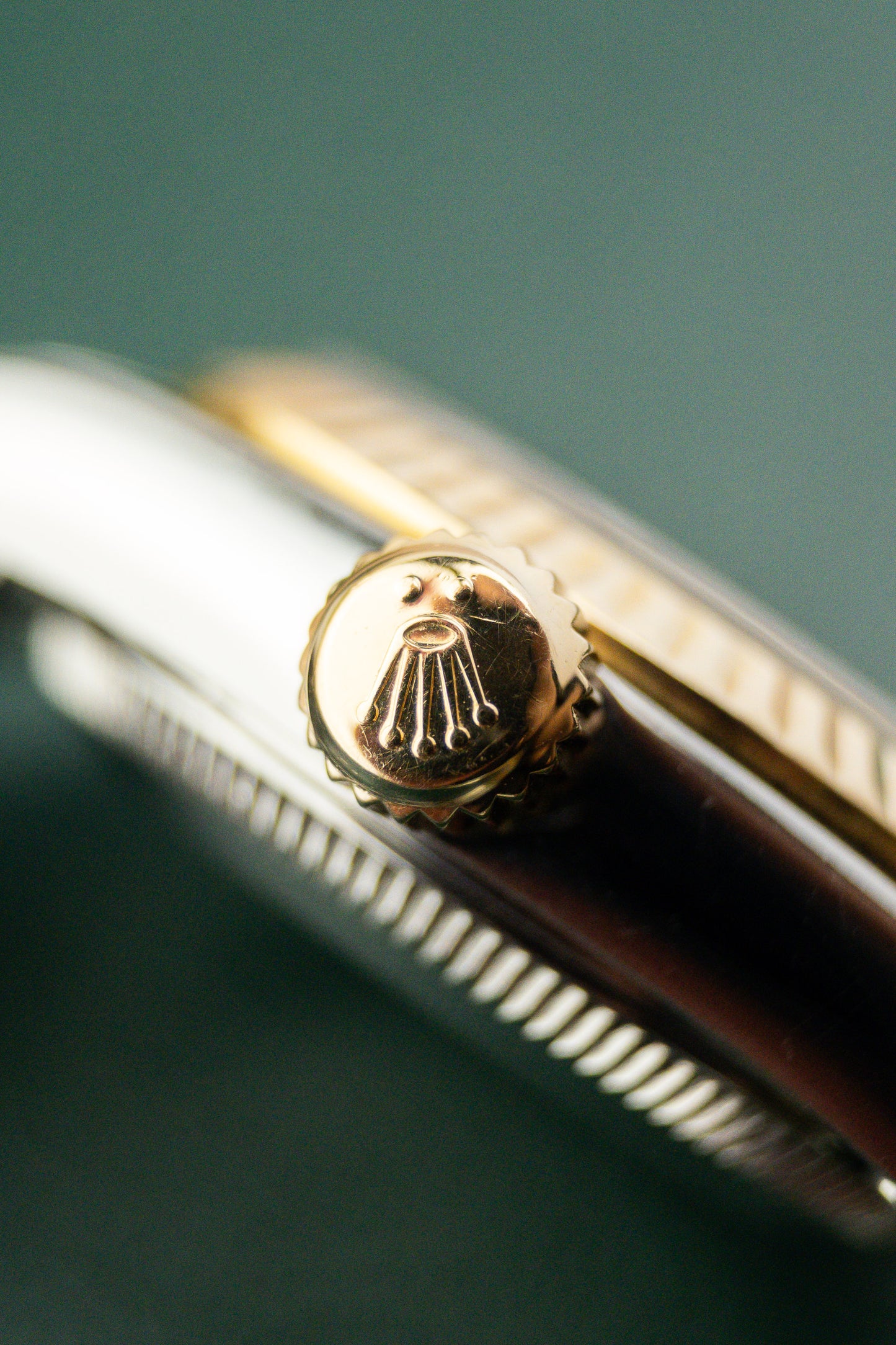 Rolex Oyster Perpetual 26 ref. 67193 | Blue Dial | Fluted Bezel Jubilee Bracelet | Serviced