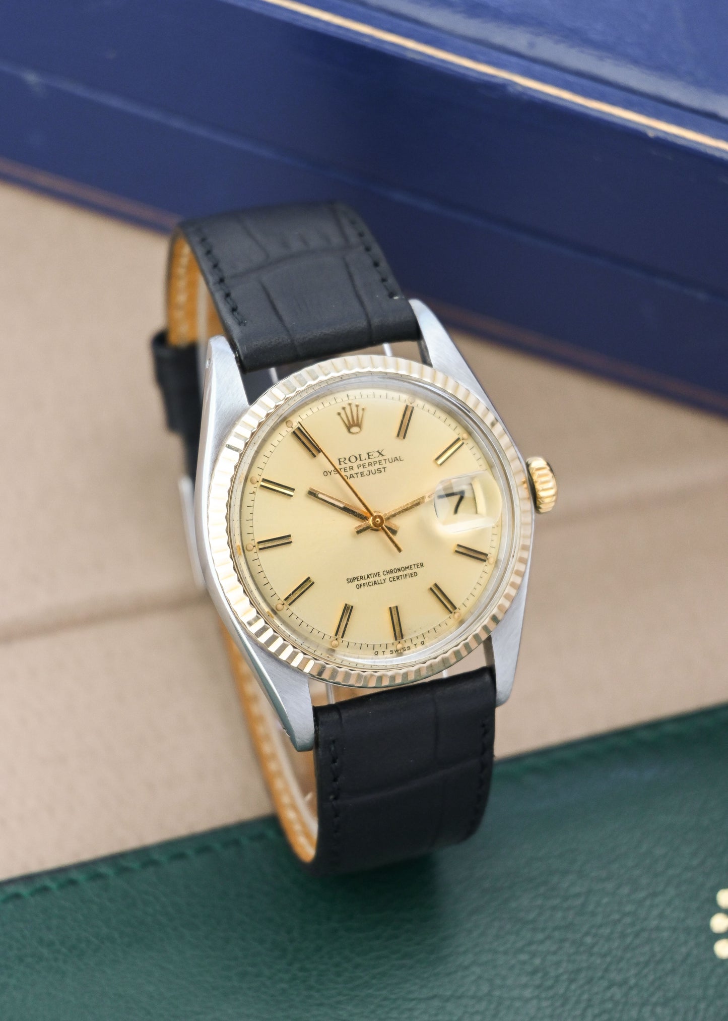 Rolex Datejust 36 ref, 1601 | Golden Sigma Dial | Fluted Bezel 18K Gold