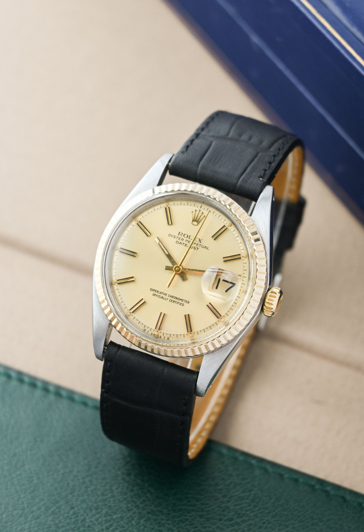 Rolex Datejust 36 ref, 1601 | Golden Sigma Dial | Fluted Bezel 18K Gold