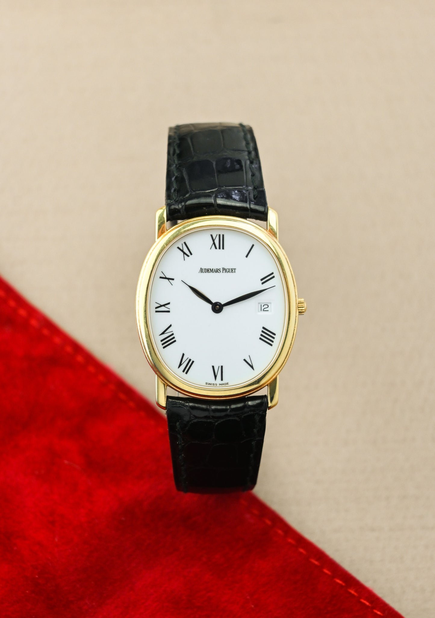 Audemars Piguet Ellipse Ultra Thin Ref, BA 65454 | Roman Dial | Date Function | 18K Yellow Gold | AP Buckle & Strap