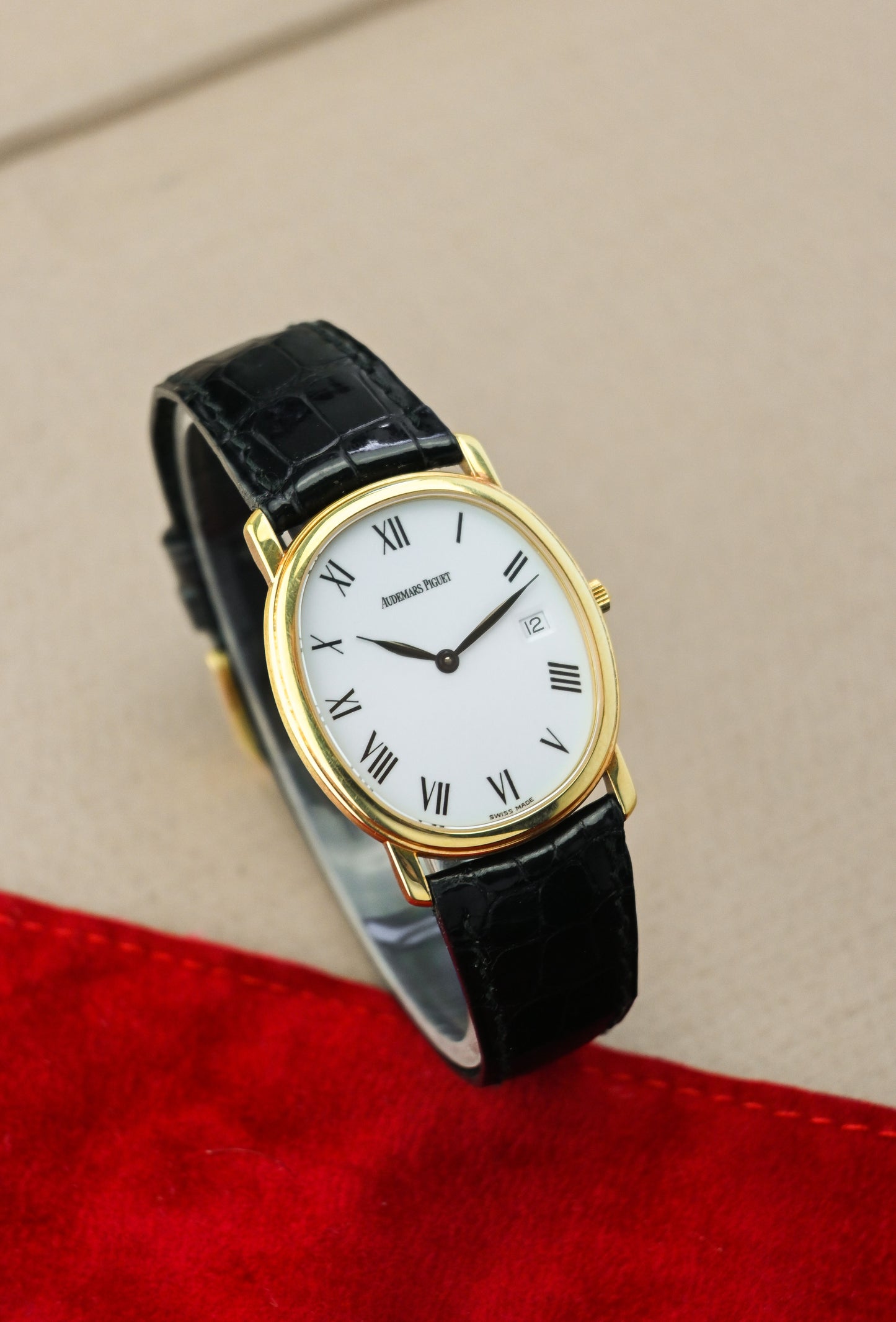 Audemars Piguet Ellipse Ultra Thin Ref, BA 65454 | Roman Dial | Date Function | 18K Yellow Gold | AP Buckle & Strap