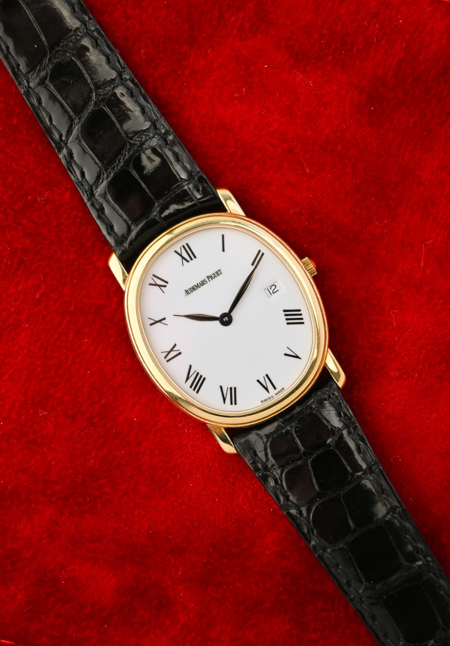 Audemars Piguet Ellipse Ultra Thin Ref, BA 65454 | Roman Dial | Date Function | 18K Yellow Gold | AP Buckle & Strap