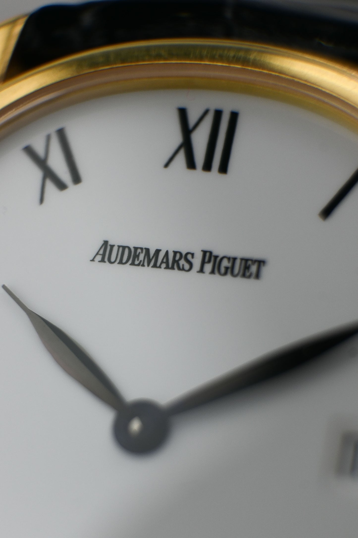 Audemars Piguet Ellipse Ultra Thin Ref, BA 65454 | Roman Dial | Date Function | 18K Yellow Gold | AP Buckle & Strap