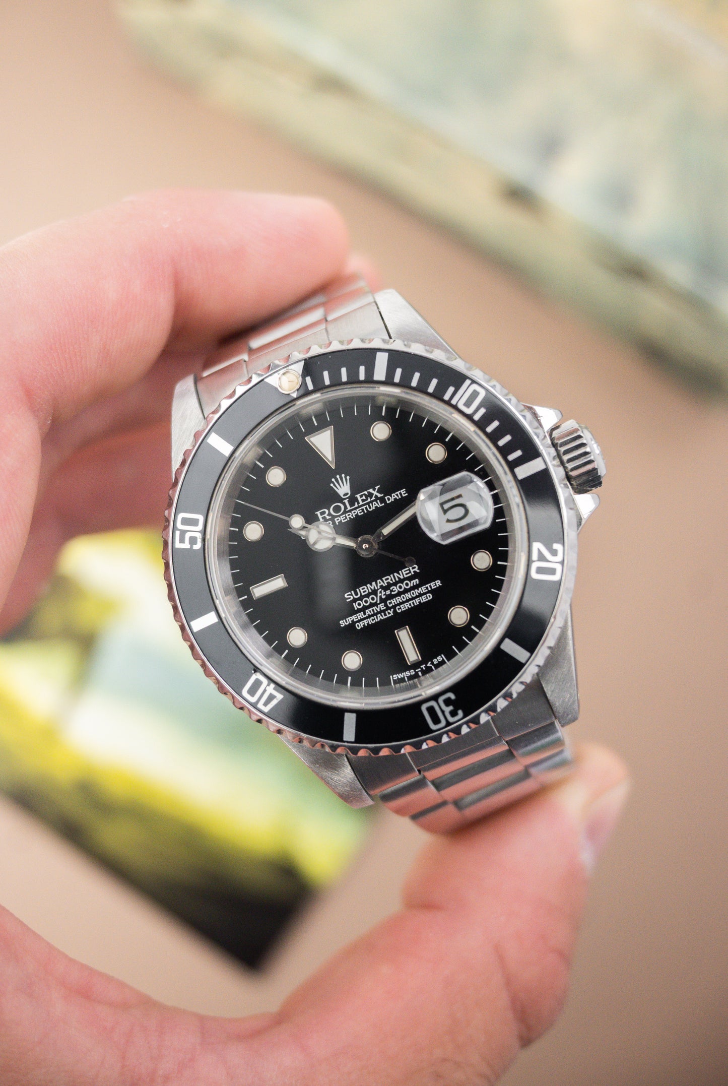 Rolex Submariner 40 | Ref. 16610 | Date | Black Gloss Dial | Sharp Condition