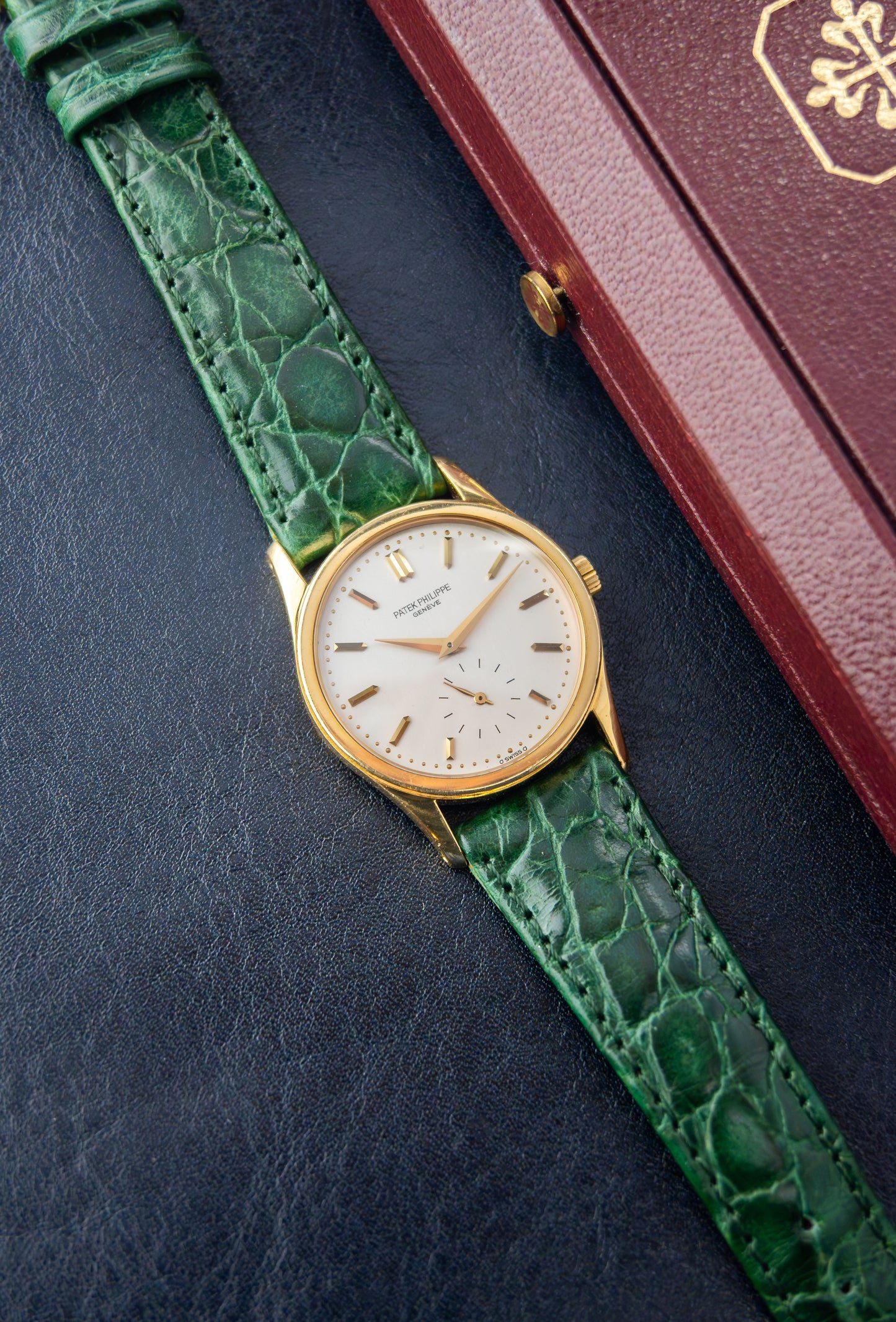 Patek Philippe Calatrava Ref.3796J | 18K Yellow Gold Case | + Box | Silver Sigma Dial | 1990's