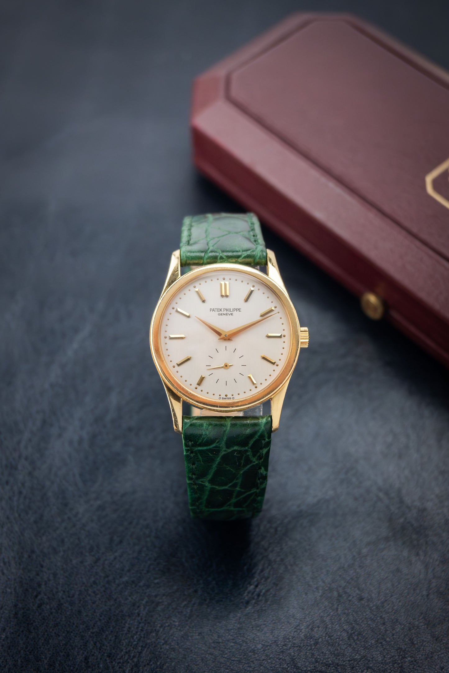 Patek Philippe Calatrava Ref.3796J | 18K Yellow Gold Case | + Box | Silver Sigma Dial | 1990's