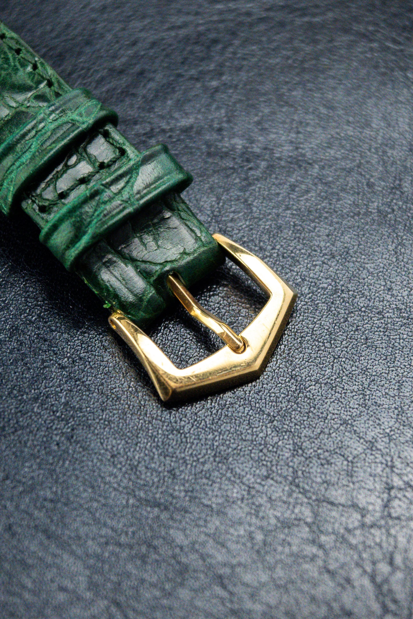 Patek Philippe Calatrava Ref.3796J | 18K Yellow Gold Case | + Box | Silver Sigma Dial | 1990's
