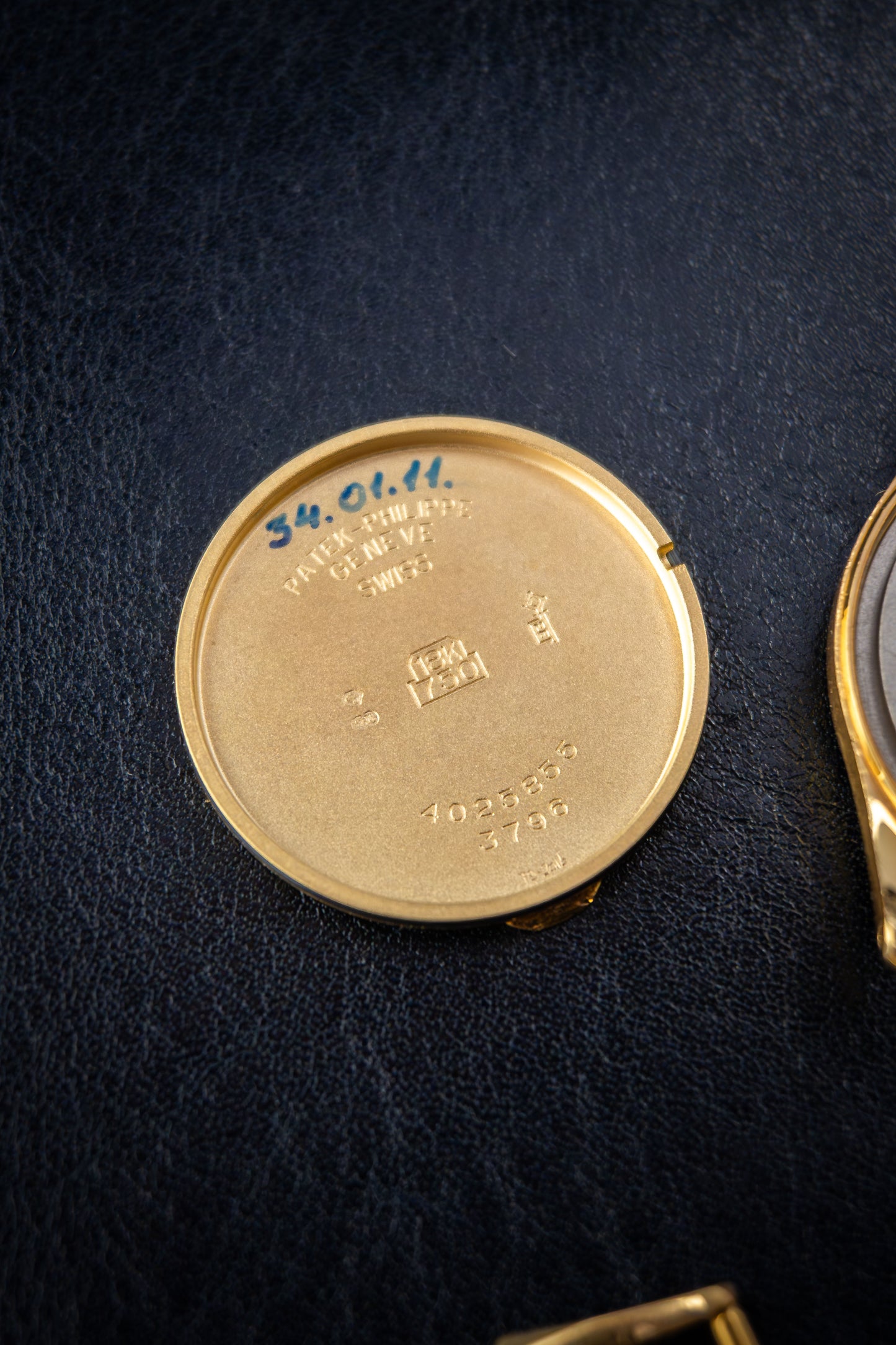 Patek Philippe Calatrava Ref.3796J | 18K Yellow Gold Case | + Box | Silver Sigma Dial | 1990's