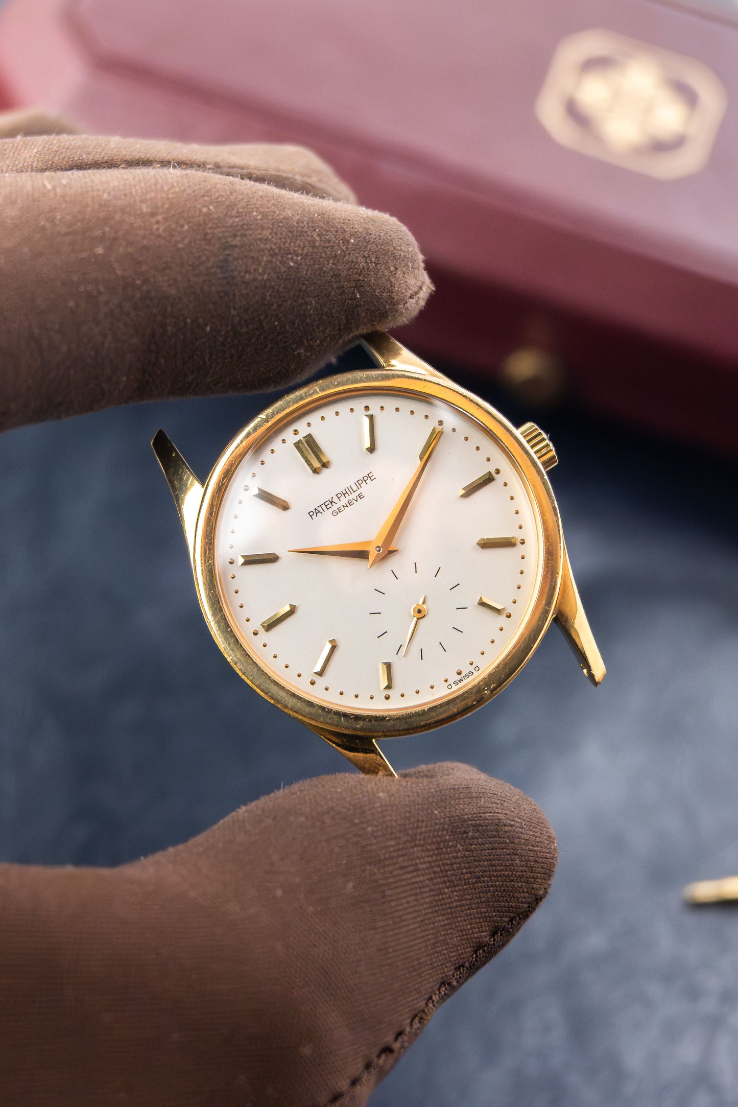 Patek Philippe Calatrava Ref.3796J | 18K Yellow Gold Case | + Box | Silver Sigma Dial | 1990's
