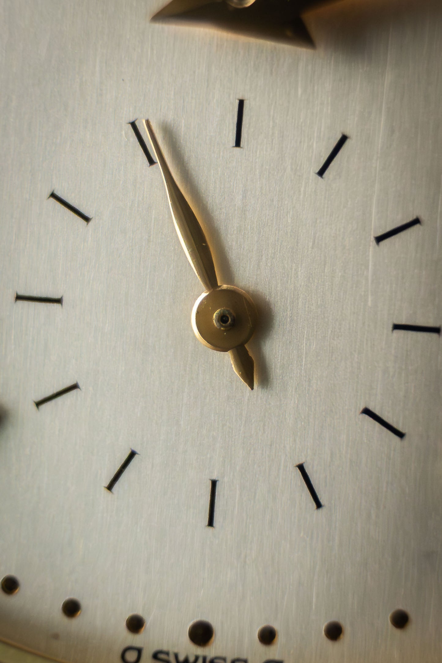 Patek Philippe Calatrava Ref.3796J | 18K Yellow Gold Case | + Box | Silver Sigma Dial | 1990's