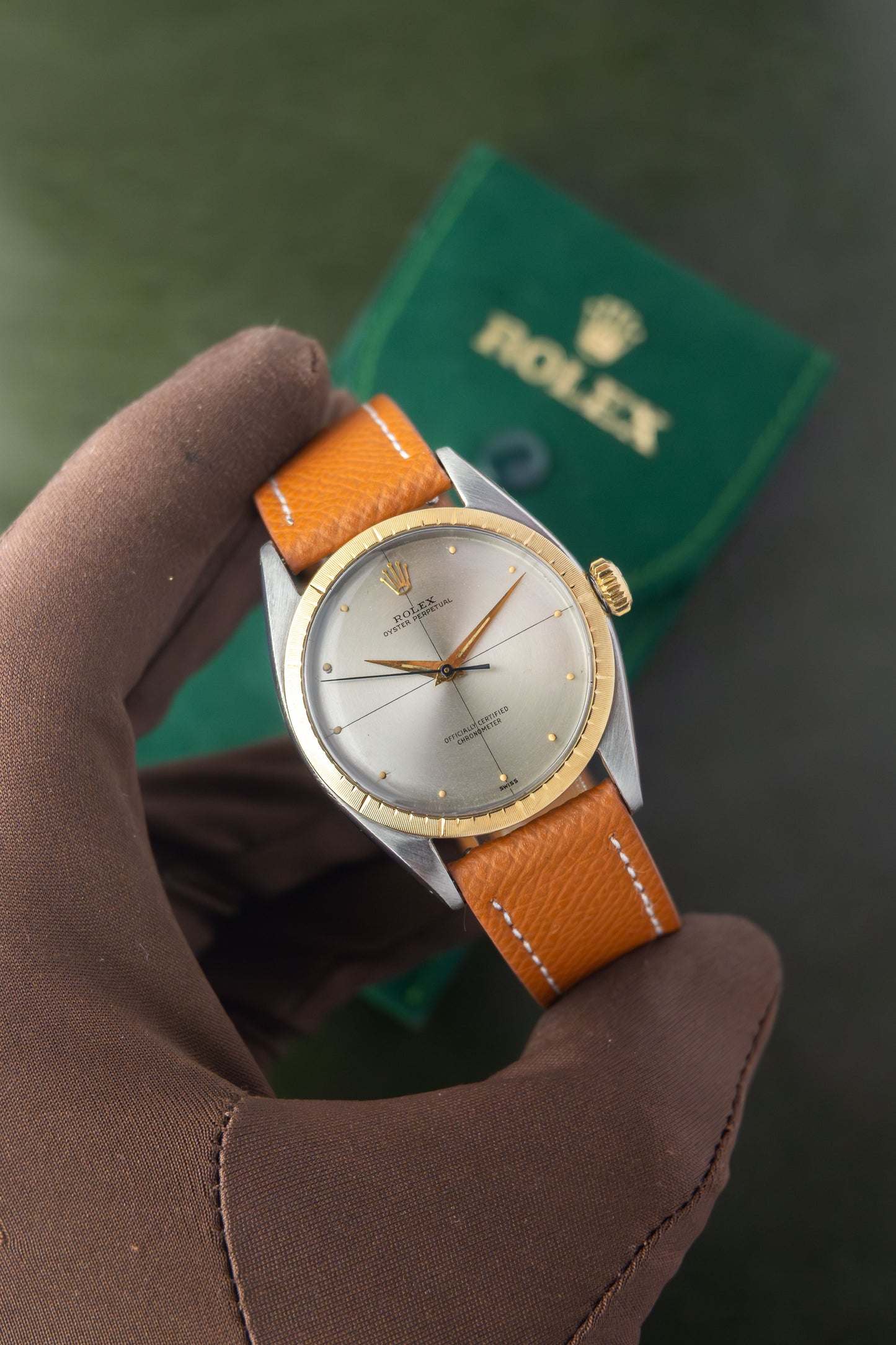 Rolex Oyster Perpetual Zephyr 34 Ref. 6582 | Crosshair Dial | 18K Yellow Gold Bezel | Leather Strap | Butterfly Movement Cal. 1030 |Sharp Condition
