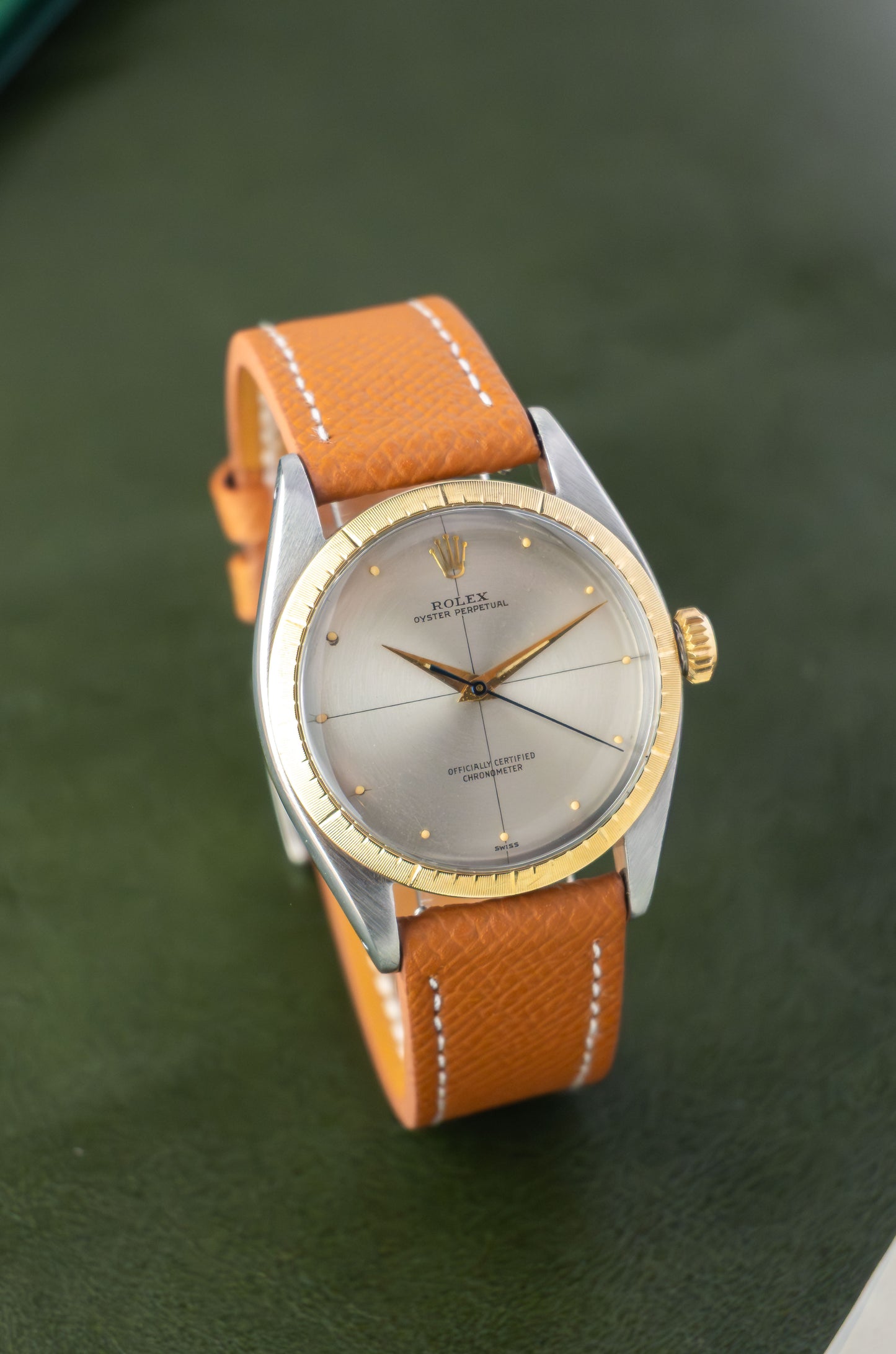 Rolex Oyster Perpetual Zephyr 34 Ref. 6582 | Crosshair Dial | 18K Yellow Gold Bezel | Leather Strap | Butterfly Movement Cal. 1030 |Sharp Condition