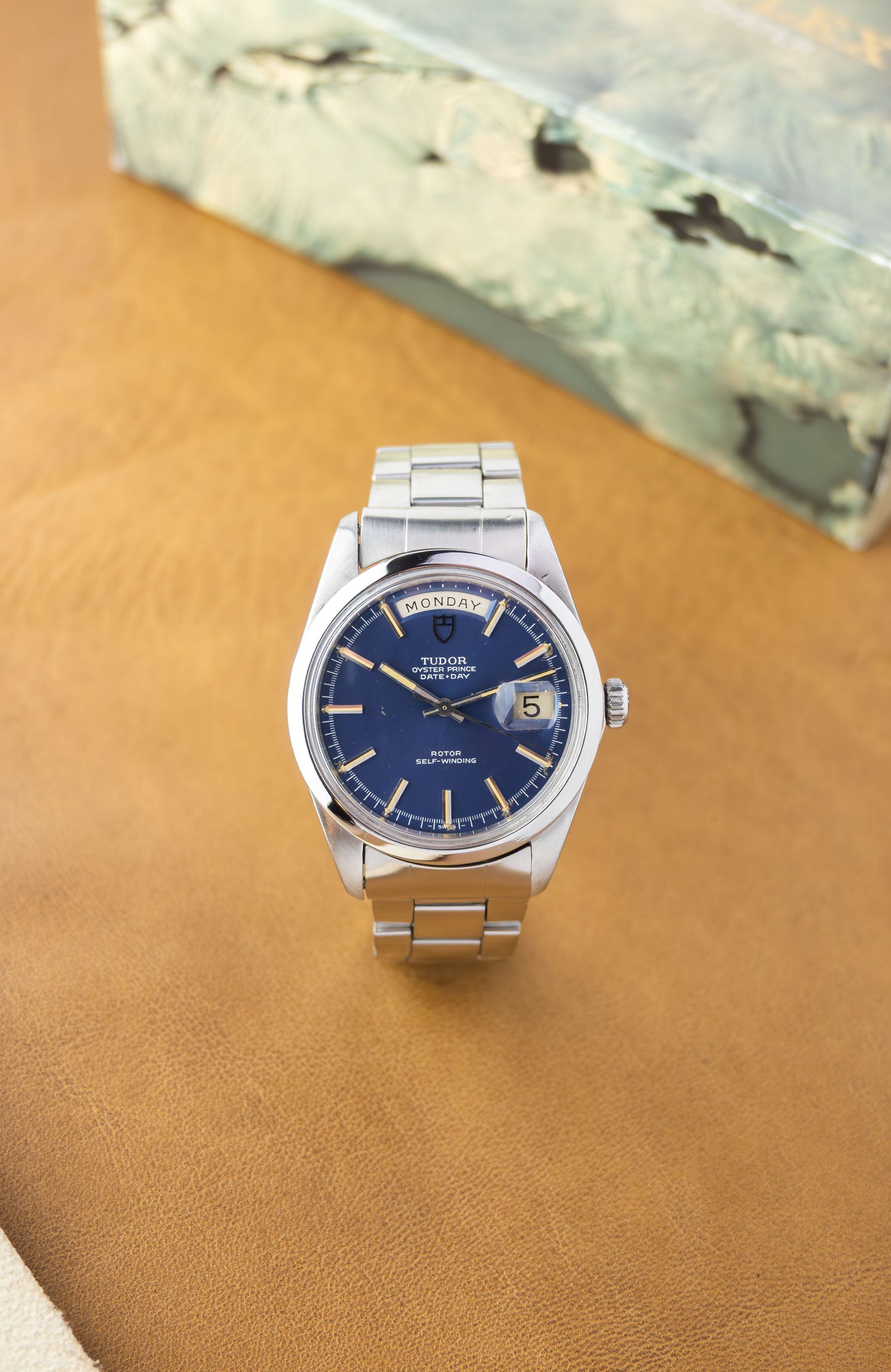 Tudor Date Day 38 'Jumbo' Ref. 7017 | Blue Dial | Rolex Oyster Bracelet | Smooth Bezel | 1969