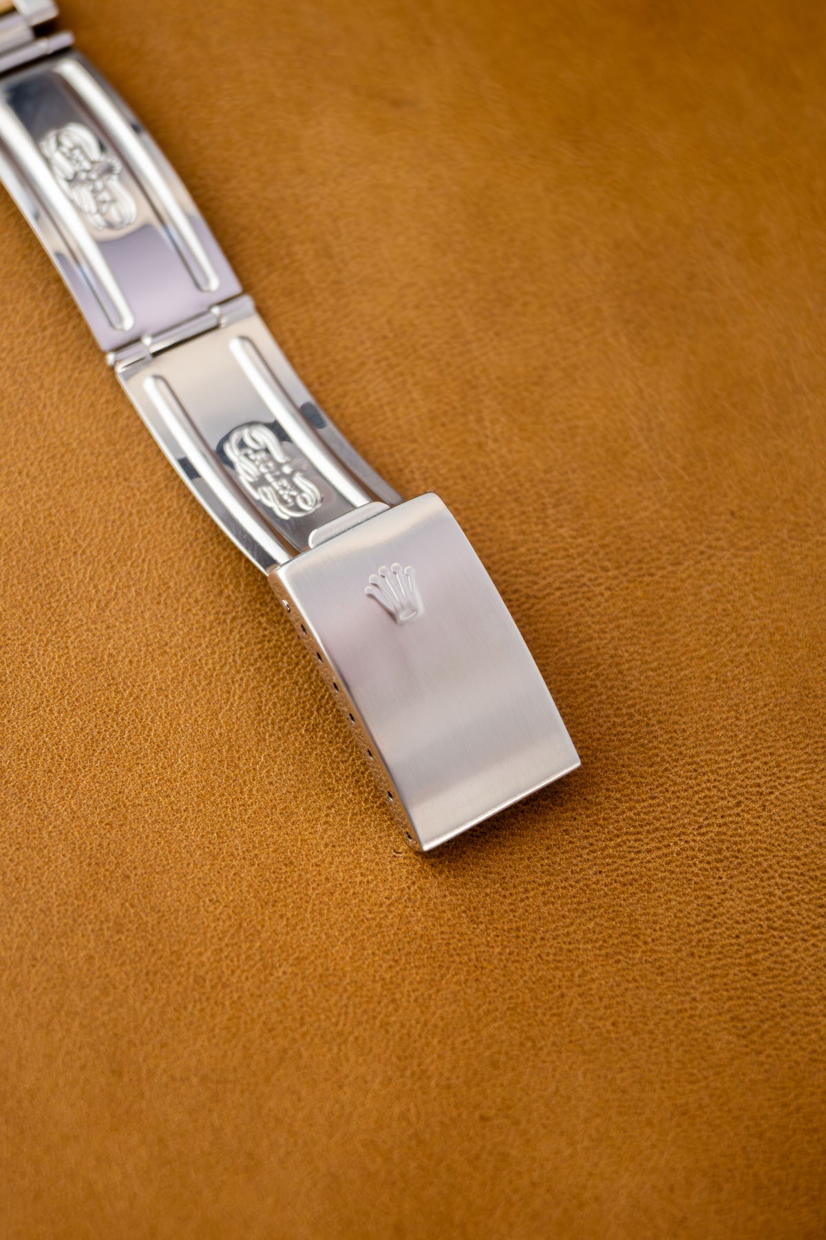 Rolex Datejust 36 Ref.16233 | Oyster Bracelet | Fluted Bezel | 1989 | Silver Dial | Caliber 3035