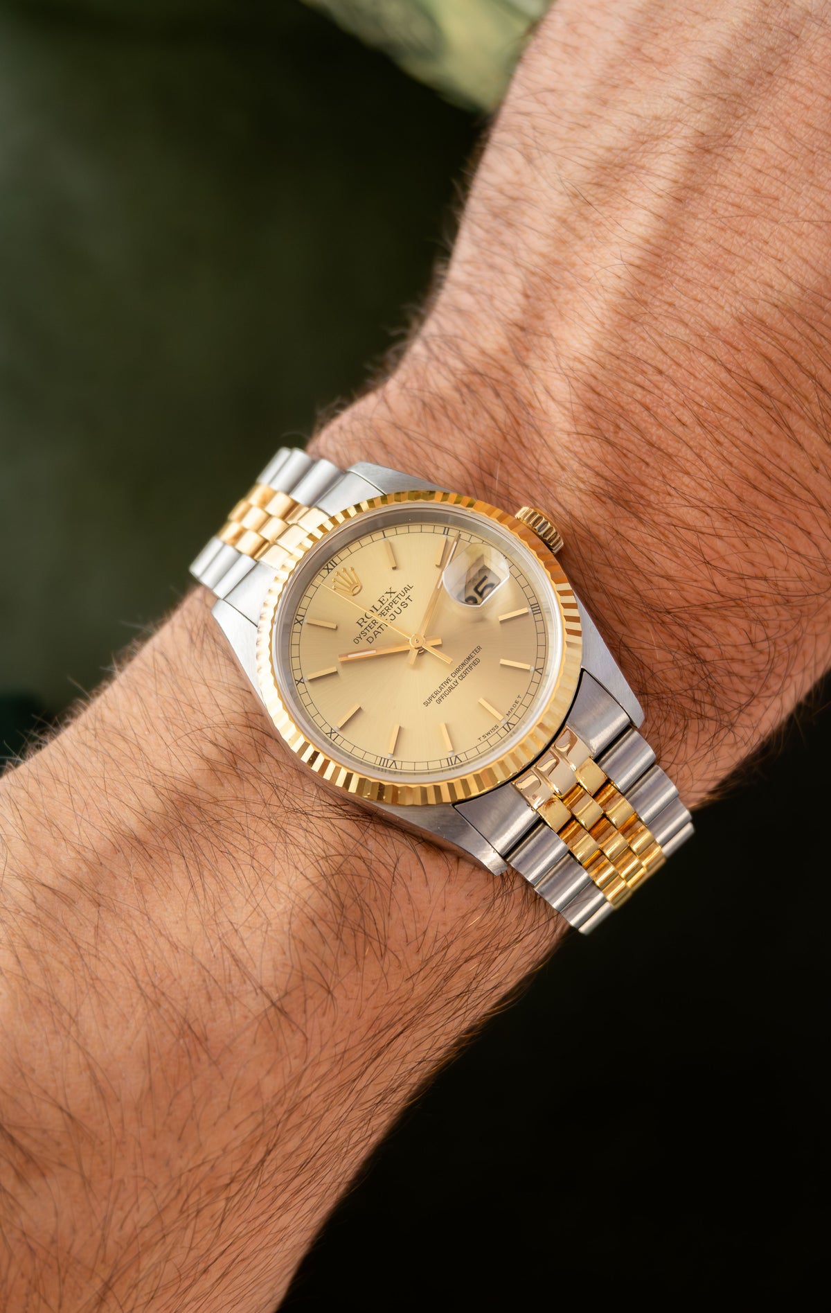 Rolex Datejust 36 Ref.16233 | Jubilee Bracelet | Fluted Bezel | 1996 | Gold Dial | Caliber 3035 | Unpolished