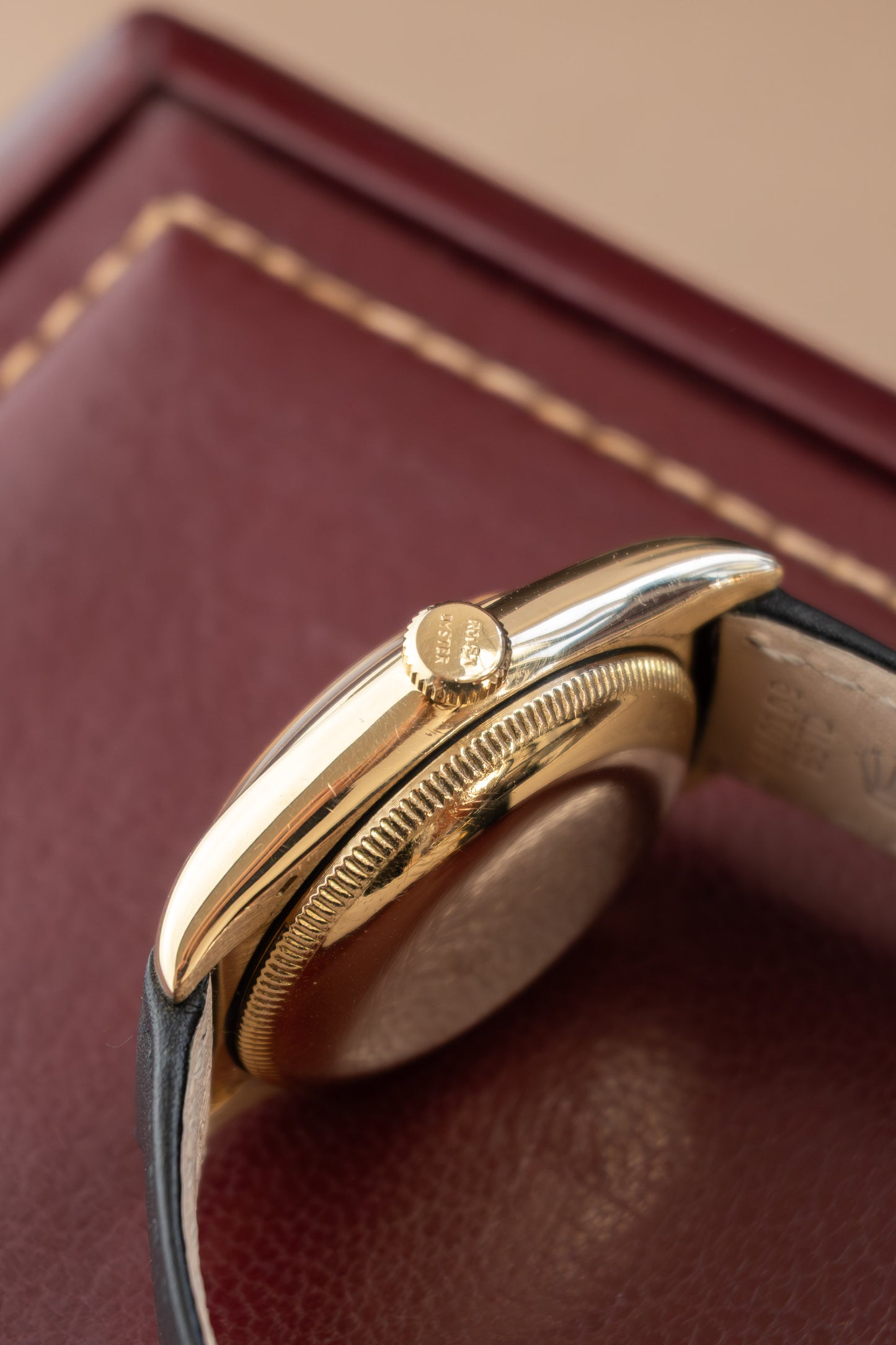Rolex Oyster Perpetual Bubbleback 32 '18K'