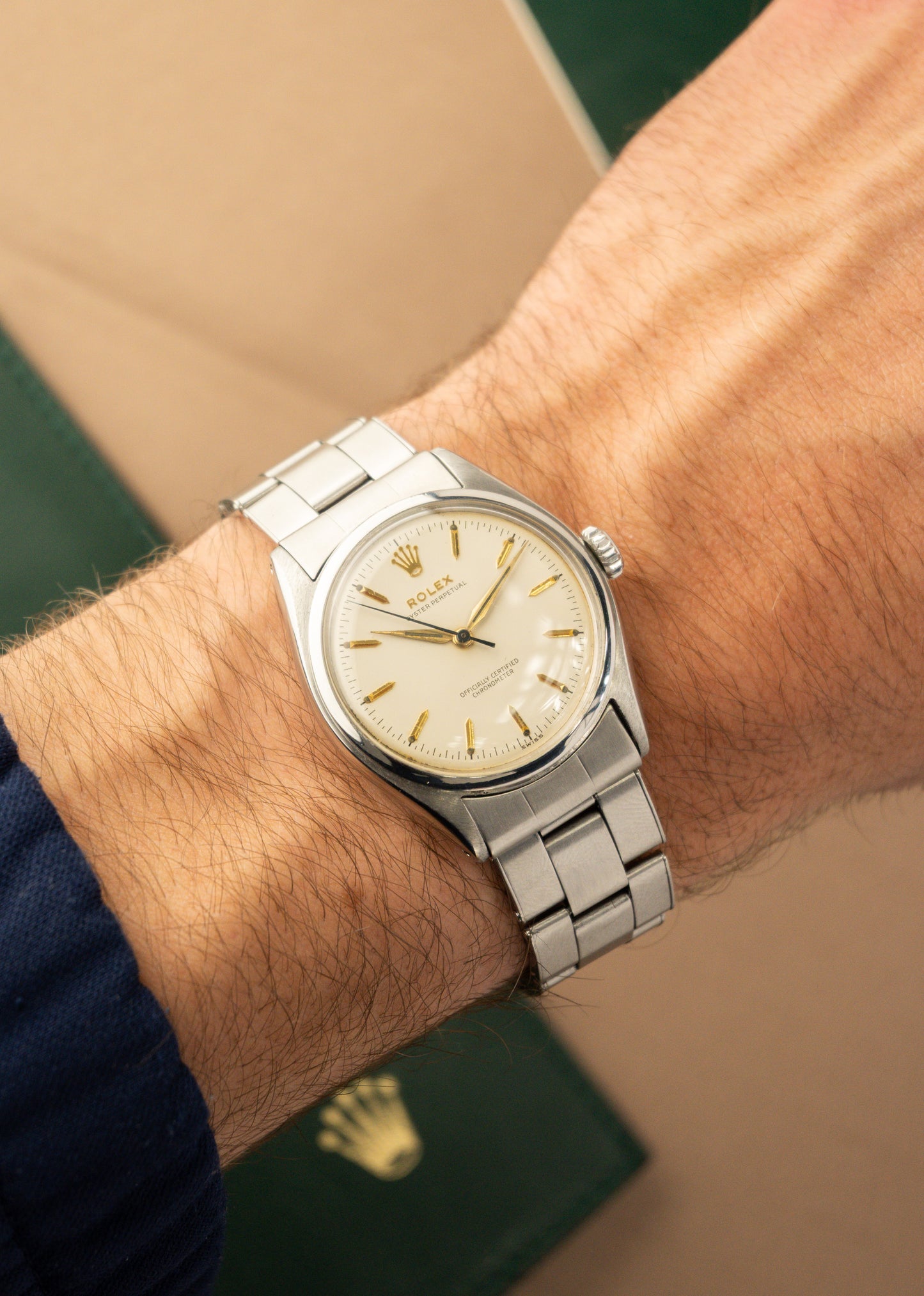 Rolex Big Semi Bubbleback Ref. 6084 | Non Screw Down Crown | Ovettone