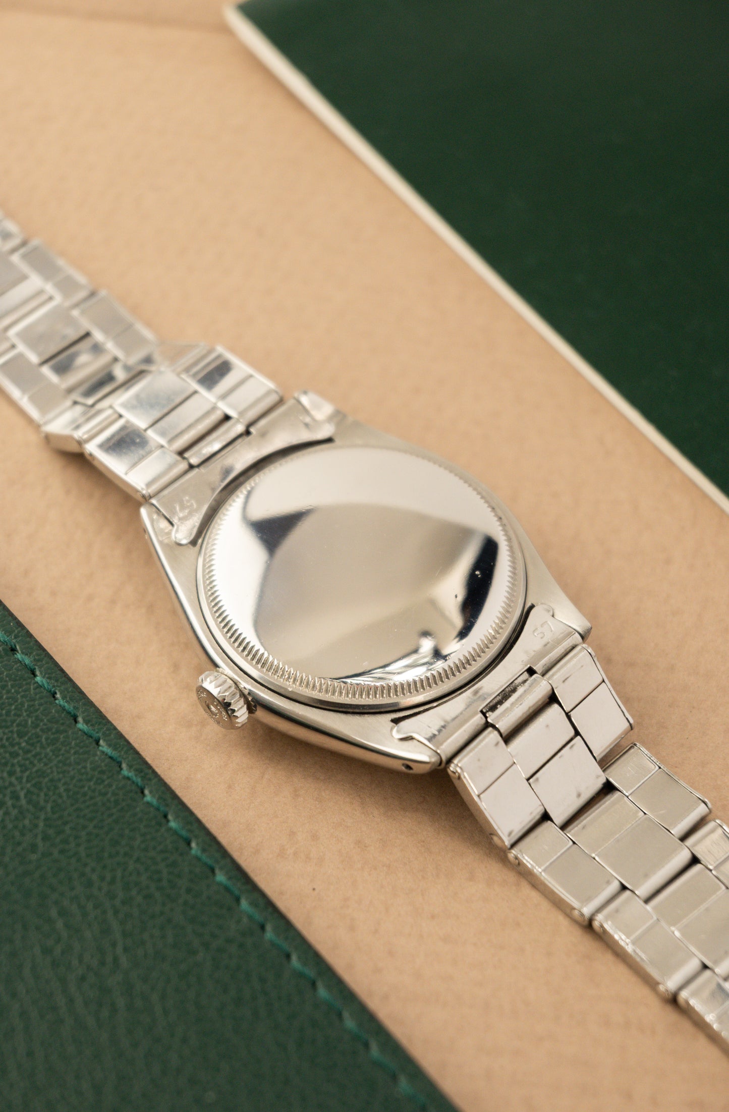 Rolex Big Semi Bubbleback Ref. 6084 | Non Screw Down Crown | Ovettone