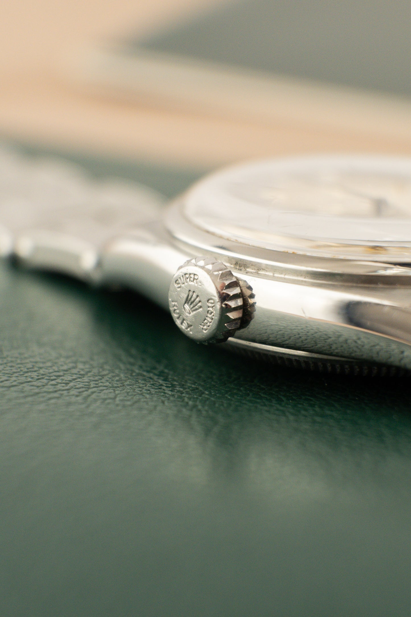 Rolex Big Semi Bubbleback Ref. 6084 | Non Screw Down Crown | Ovettone