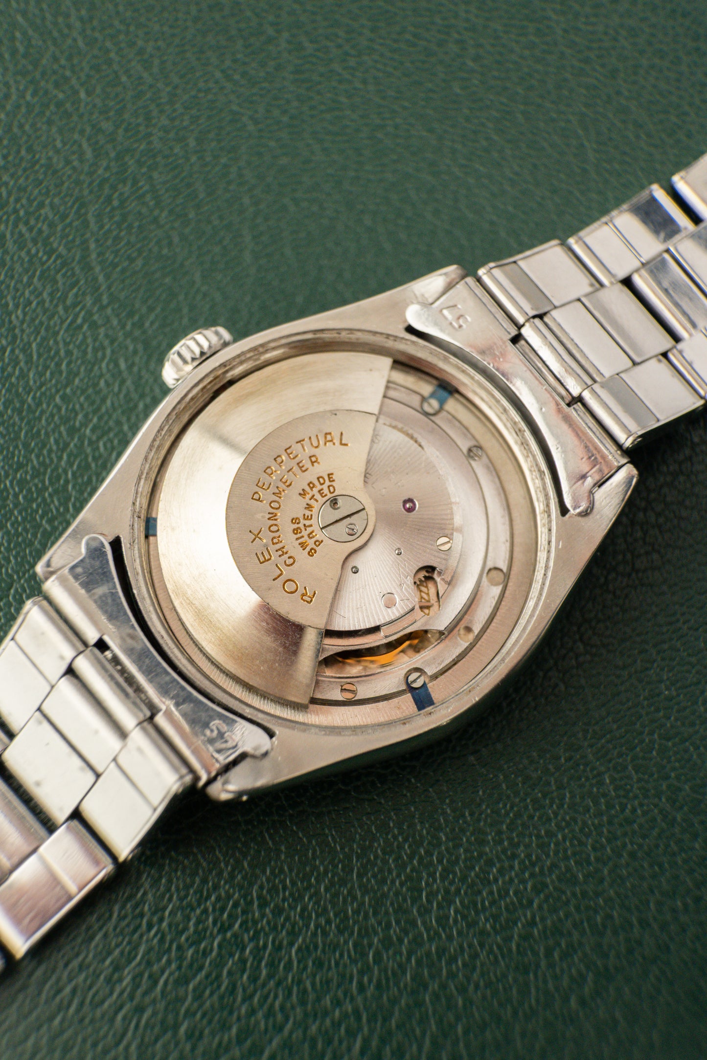 Rolex Big Semi Bubbleback Ref. 6084 | Non Screw Down Crown | Ovettone
