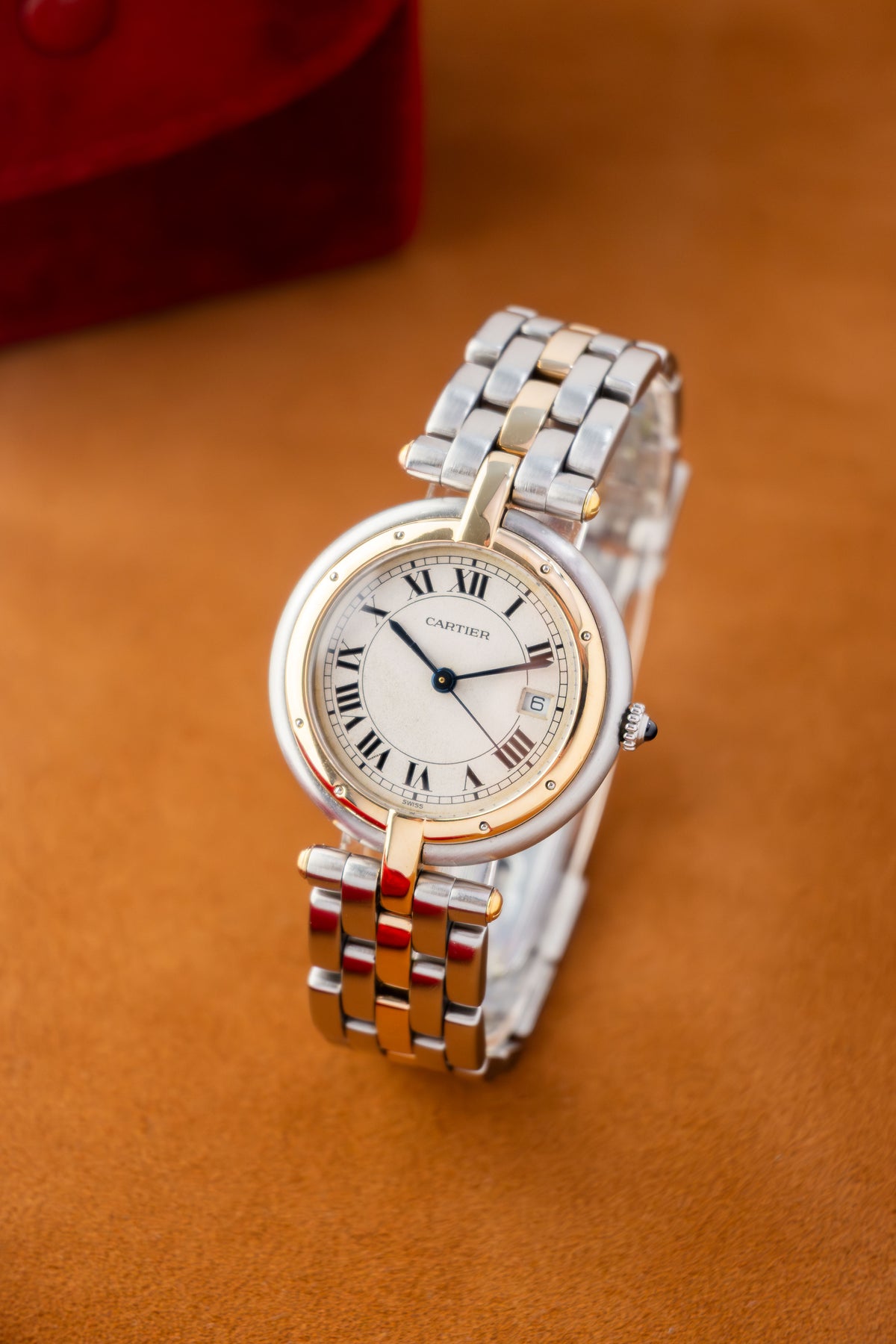 Cartier Panthère Ronde ‘Large’ Ref. 8396 | 18K Yellow Gold | White Dial
