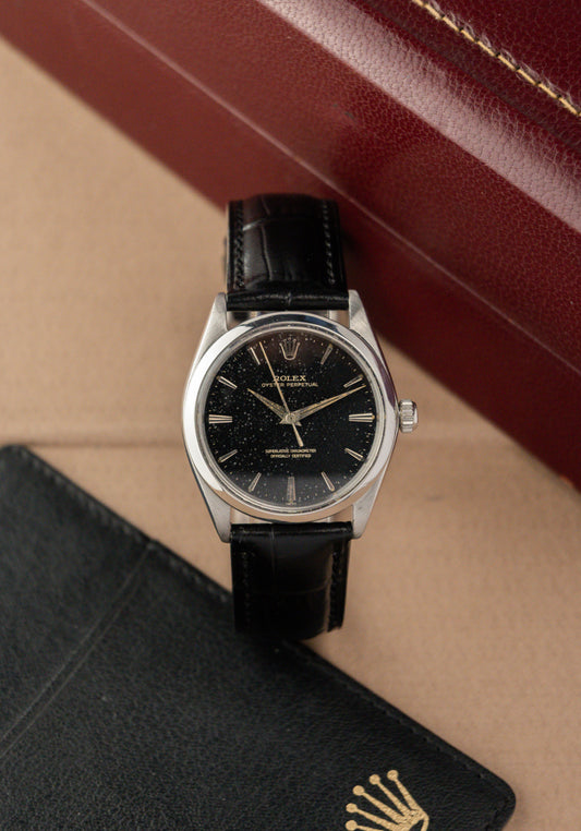Rolex Oyster Perpetual 34 Ref. 1002 | Swiss Only Black Gloss Gilt Dial | Dauphine Hands | 1964