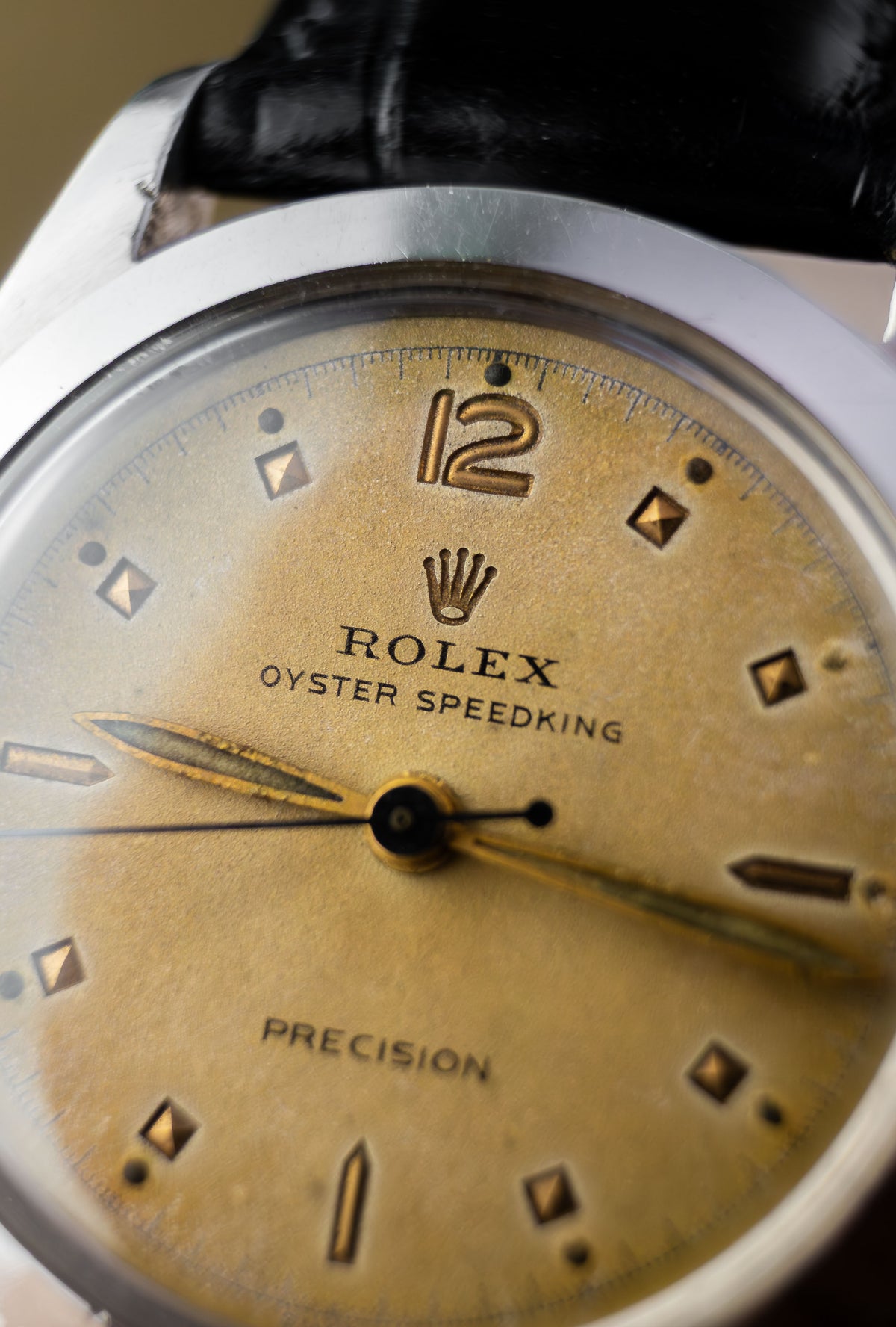 Rolex Oyster Speedking 30 Ref. 6020 | Black Leather Strap + Vintage RM Rivet Bracelet | Patina Swiss Dial | Sunken Hour Marks | 1952