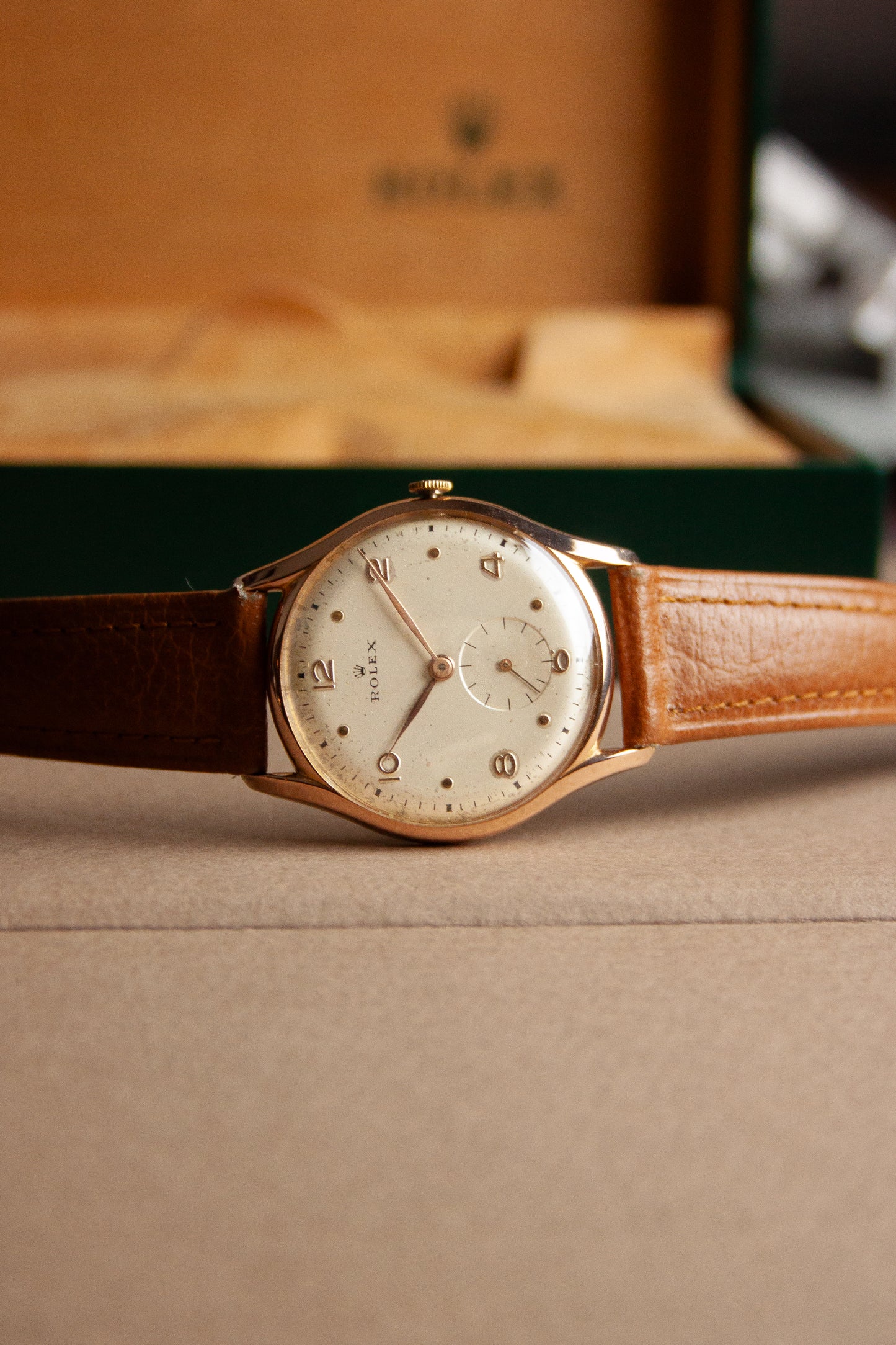 Rolex French 18K Rose gold 34