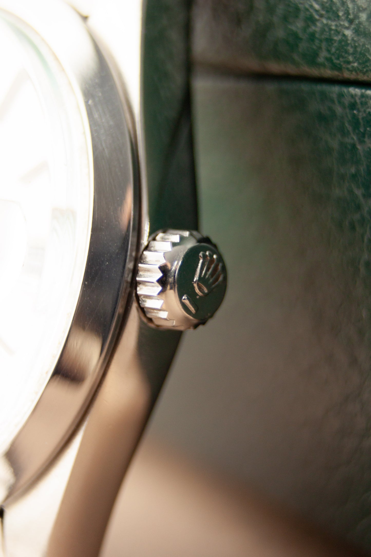 Rolex Oyster Perpetual Date 34 + Box & Booklet